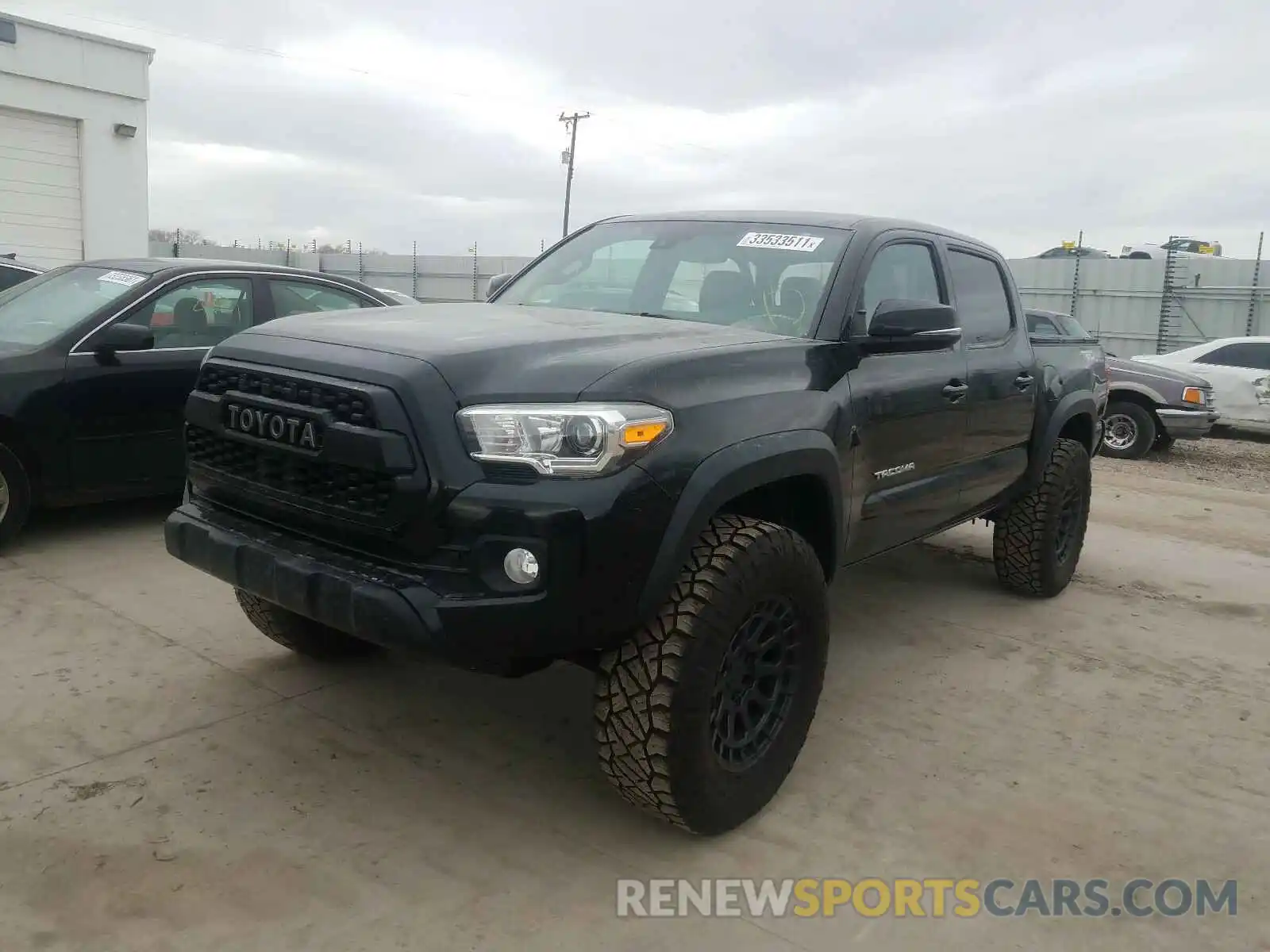 2 Photograph of a damaged car 5TFCZ5AN2KX176827 TOYOTA TACOMA 2019