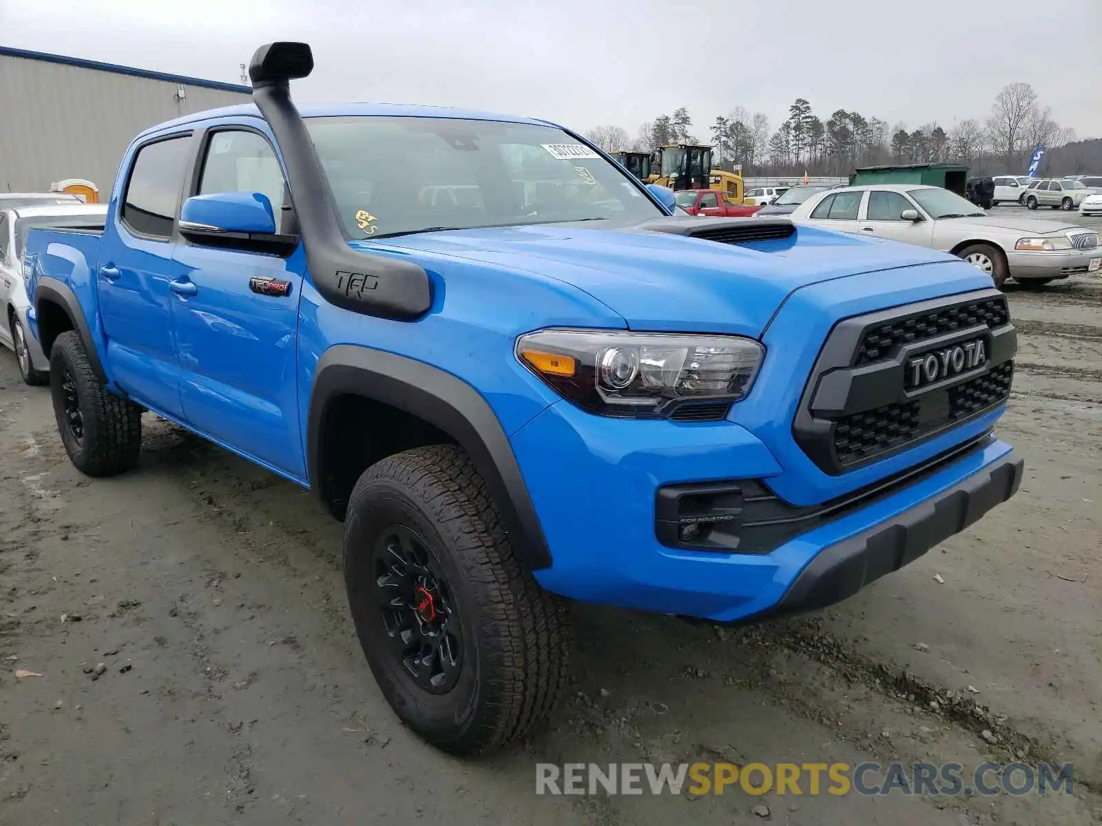 1 Photograph of a damaged car 5TFCZ5AN2KX179646 TOYOTA TACOMA 2019