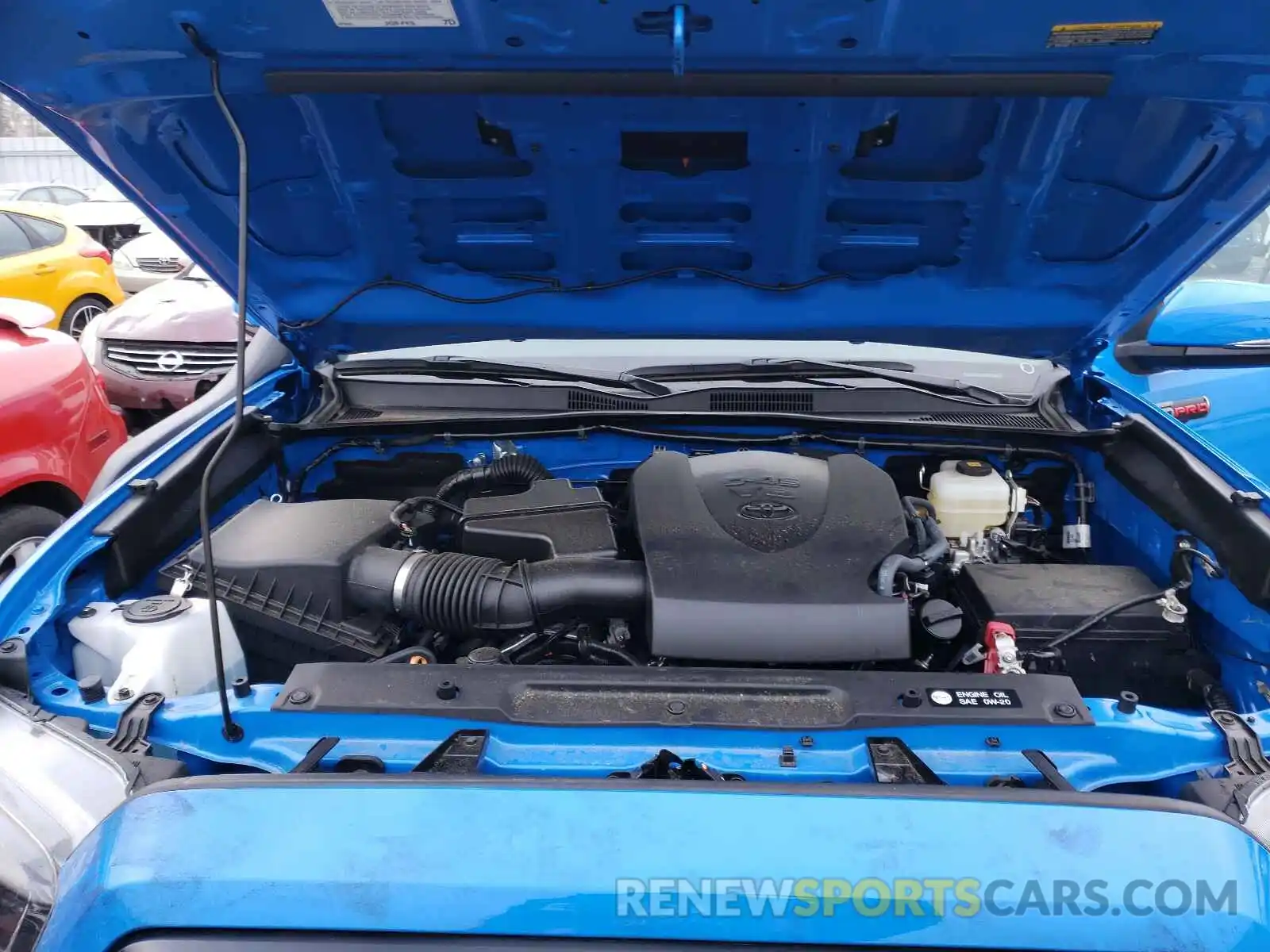 5 Photograph of a damaged car 5TFCZ5AN2KX179646 TOYOTA TACOMA 2019