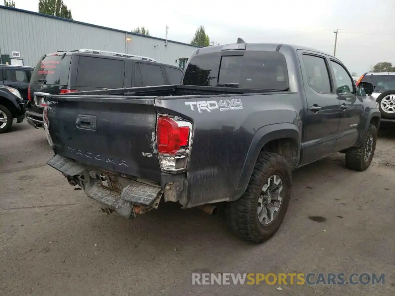 4 Фотография поврежденного автомобиля 5TFCZ5AN2KX184054 TOYOTA TACOMA 2019