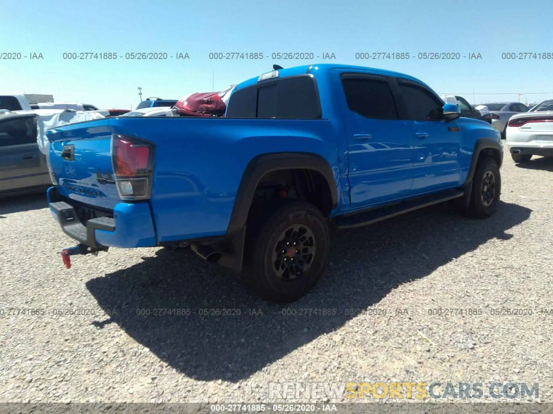 4 Фотография поврежденного автомобиля 5TFCZ5AN2KX186693 TOYOTA TACOMA 2019