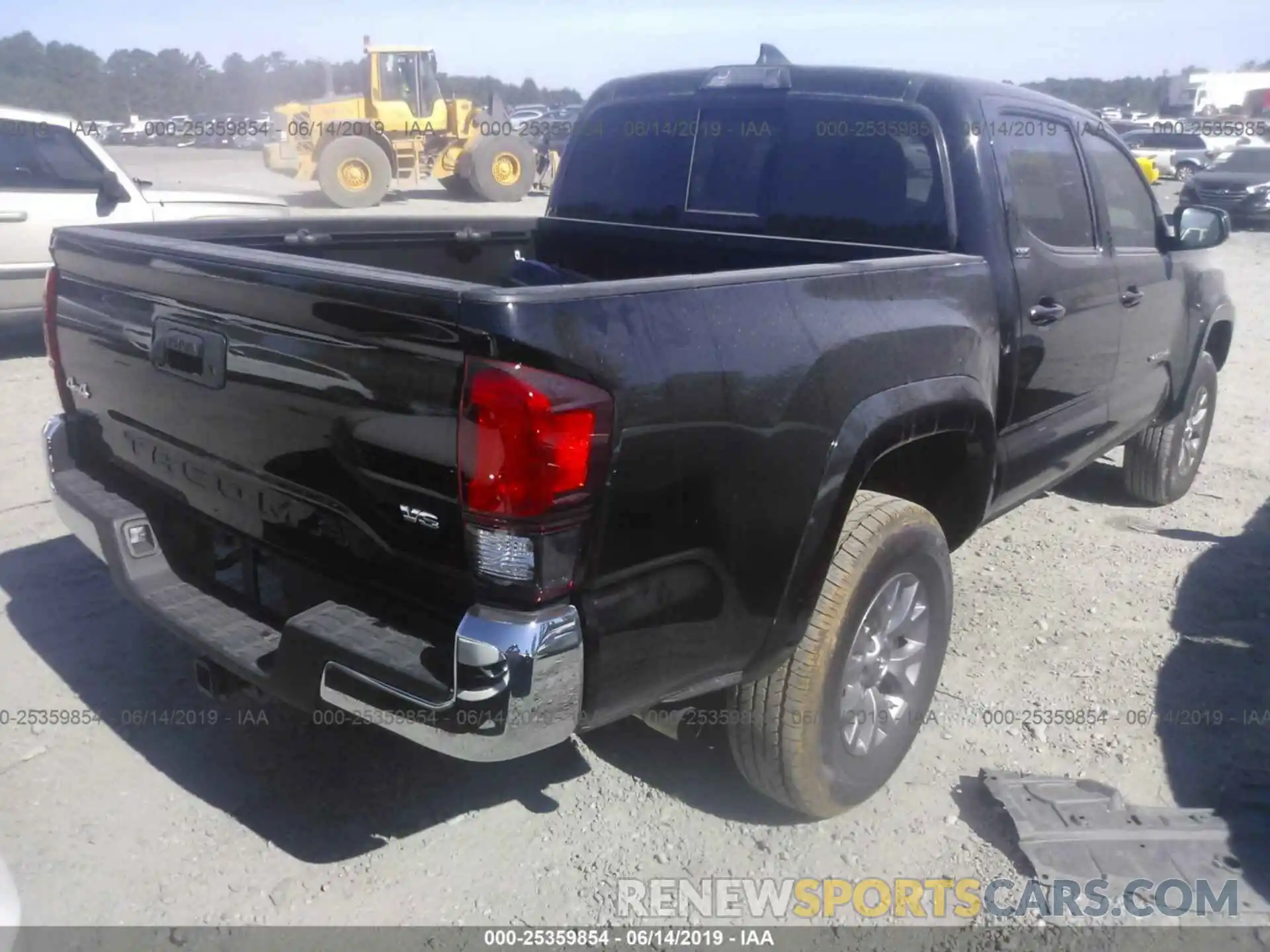 4 Photograph of a damaged car 5TFCZ5AN2KX190677 TOYOTA TACOMA 2019