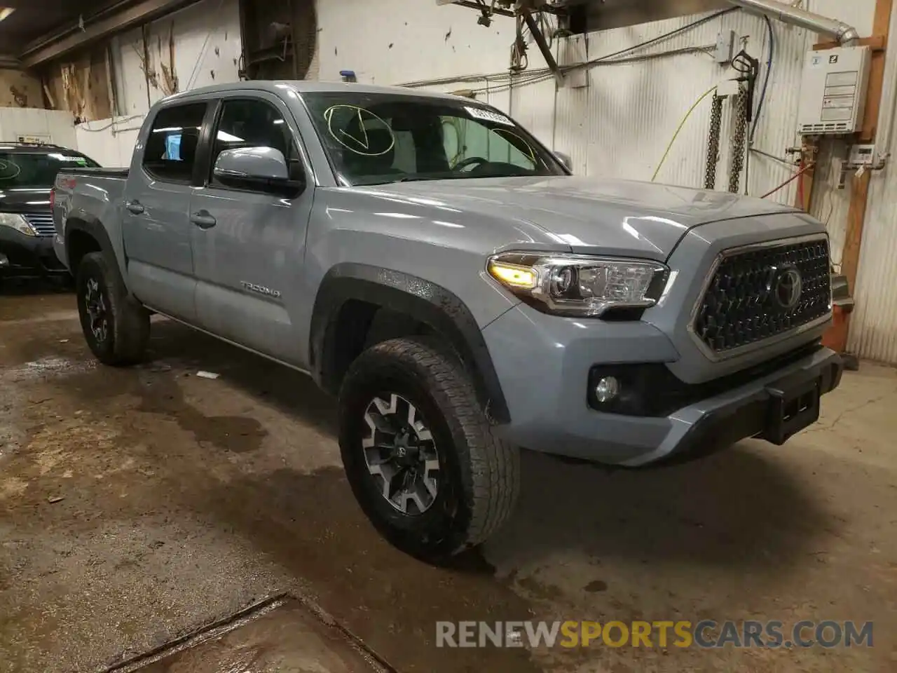 1 Photograph of a damaged car 5TFCZ5AN2KX191201 TOYOTA TACOMA 2019