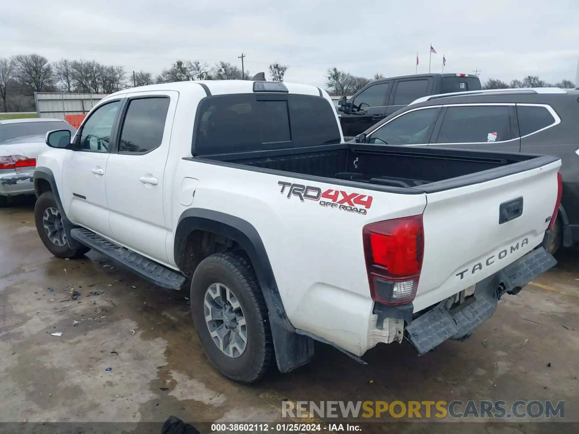 3 Photograph of a damaged car 5TFCZ5AN2KX193109 TOYOTA TACOMA 2019