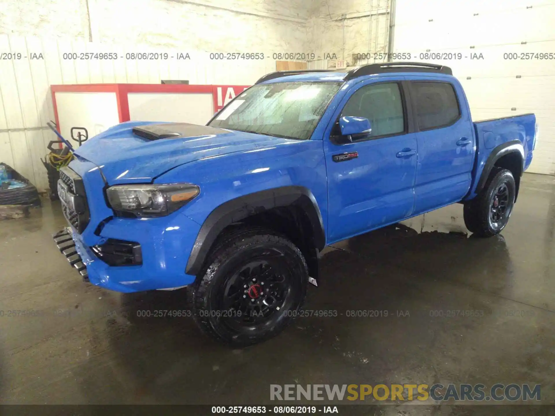 2 Photograph of a damaged car 5TFCZ5AN2KX197273 TOYOTA TACOMA 2019