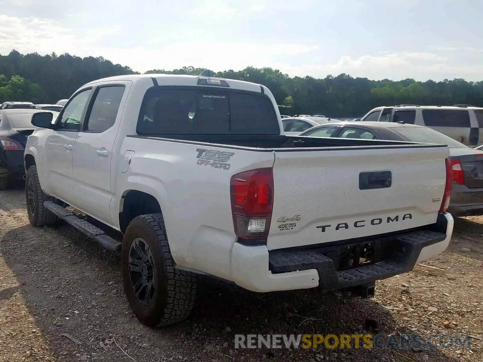 3 Photograph of a damaged car 5TFCZ5AN2KX201838 TOYOTA TACOMA 2019