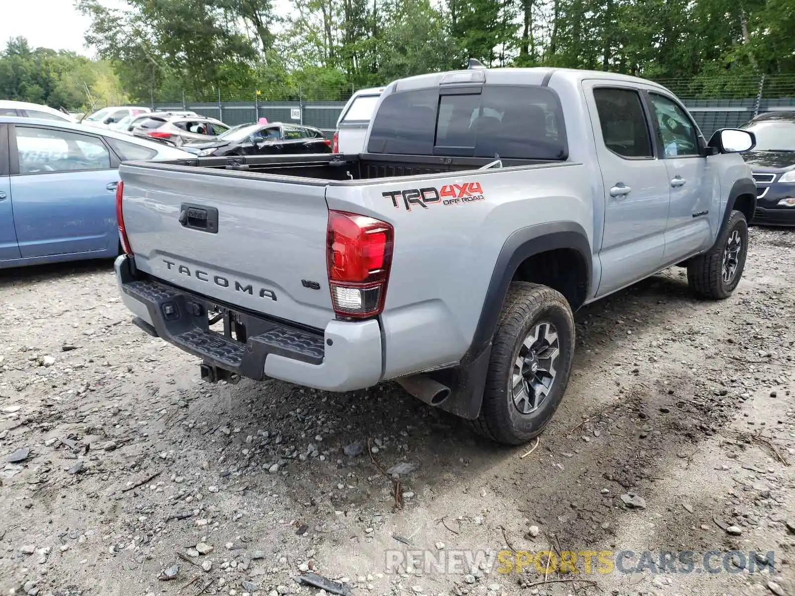 4 Photograph of a damaged car 5TFCZ5AN3KX165559 TOYOTA TACOMA 2019