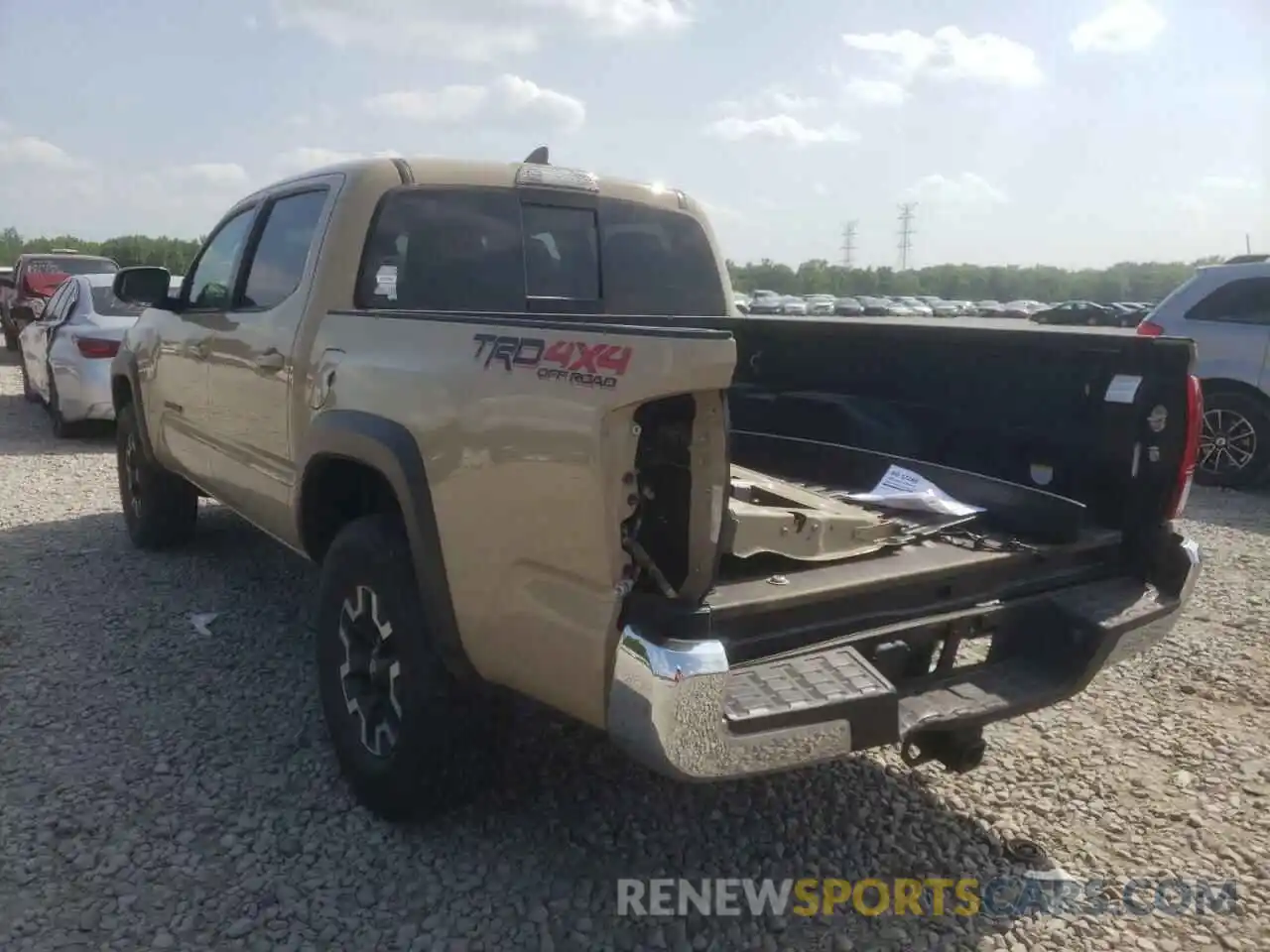 3 Photograph of a damaged car 5TFCZ5AN3KX172222 TOYOTA TACOMA 2019