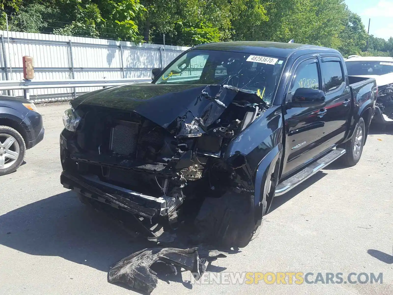 2 Photograph of a damaged car 5TFCZ5AN3KX175122 TOYOTA TACOMA 2019