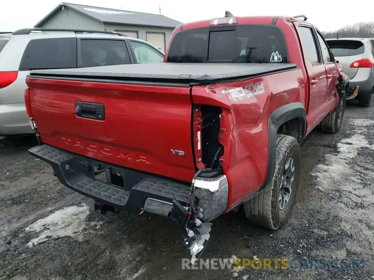 4 Photograph of a damaged car 5TFCZ5AN3KX176206 TOYOTA TACOMA 2019