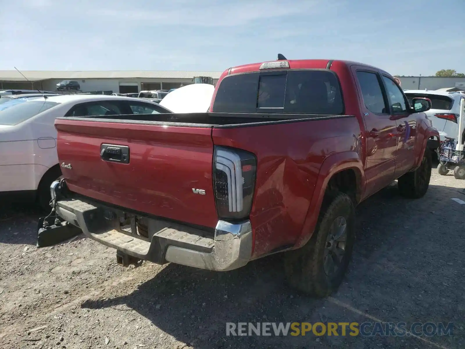 4 Photograph of a damaged car 5TFCZ5AN3KX177713 TOYOTA TACOMA 2019