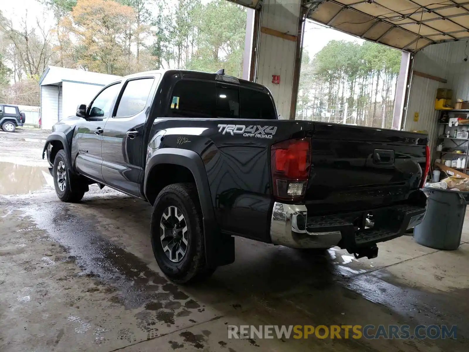 3 Photograph of a damaged car 5TFCZ5AN3KX178098 TOYOTA TACOMA 2019