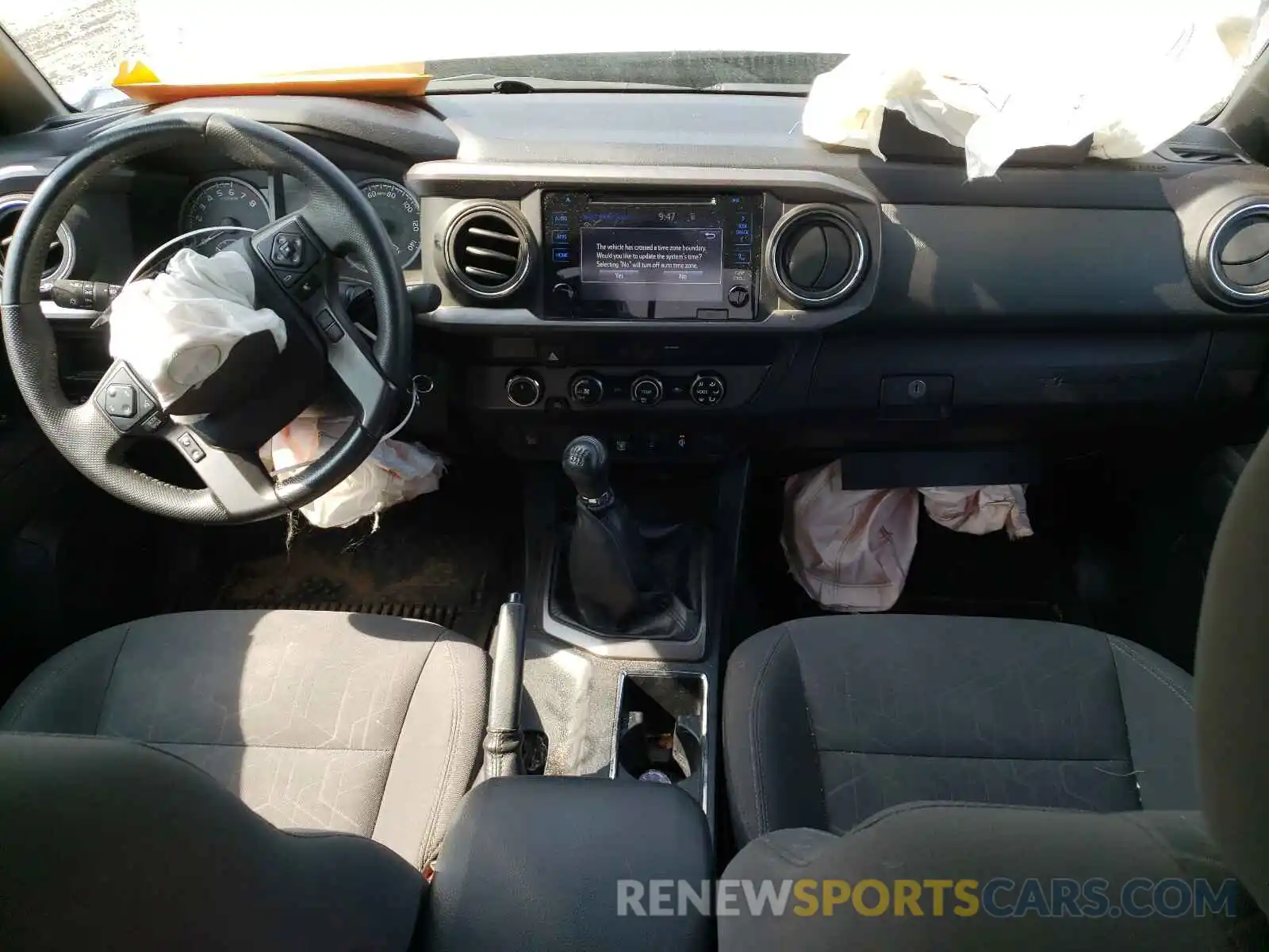 9 Photograph of a damaged car 5TFCZ5AN3KX180286 TOYOTA TACOMA 2019