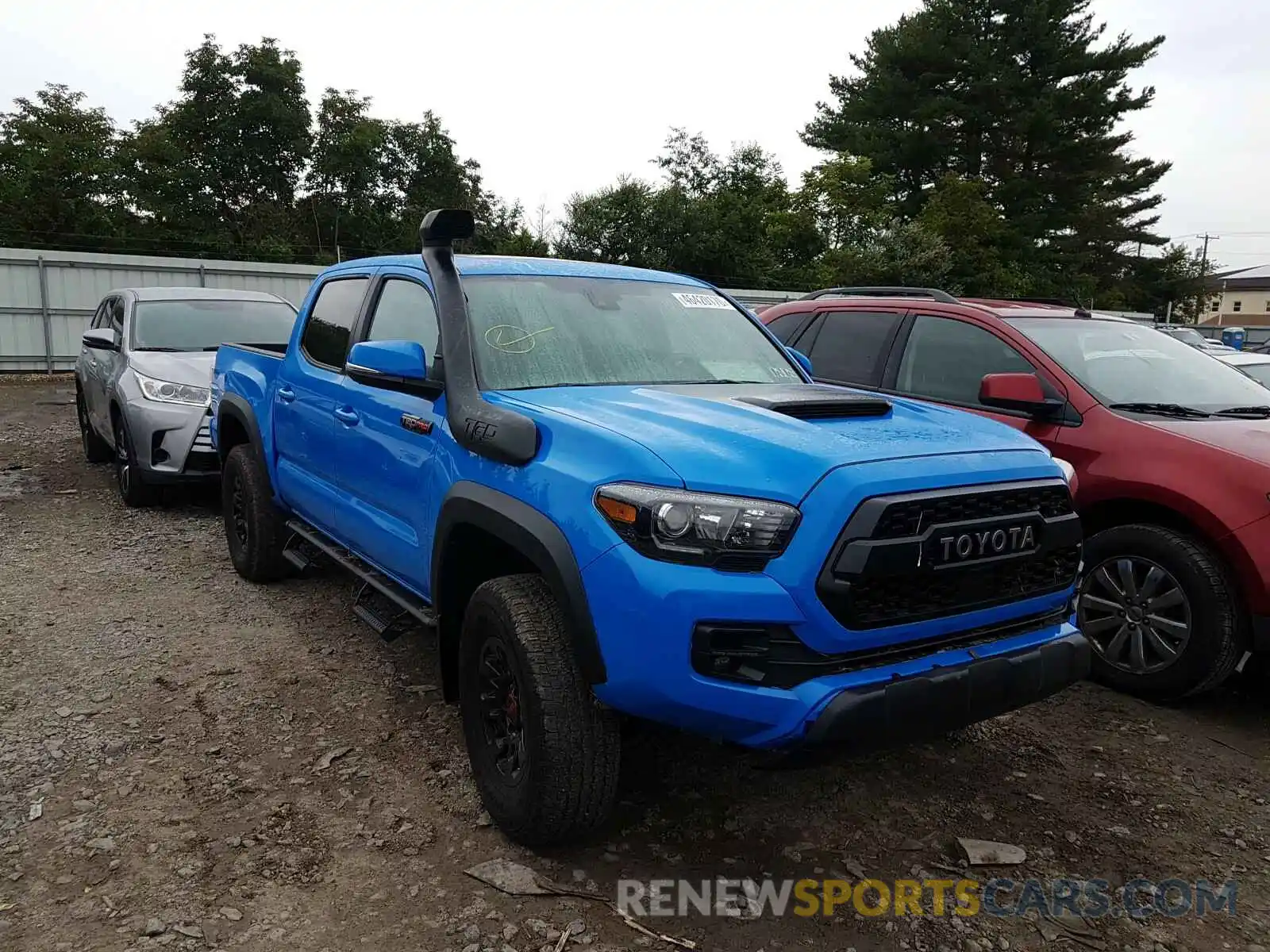 1 Photograph of a damaged car 5TFCZ5AN3KX182992 TOYOTA TACOMA 2019