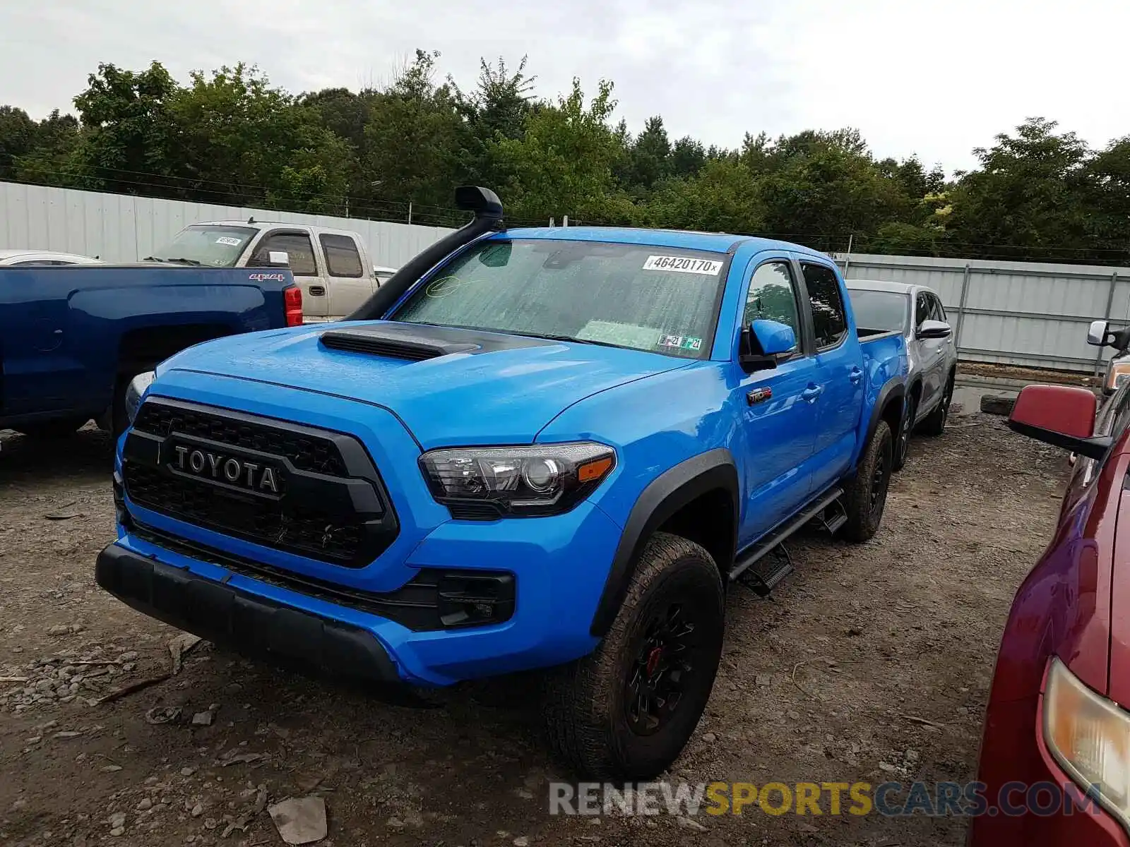 2 Фотография поврежденного автомобиля 5TFCZ5AN3KX182992 TOYOTA TACOMA 2019