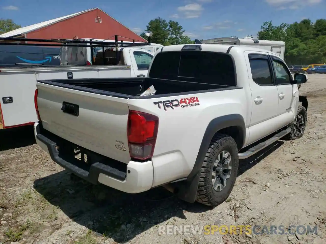 4 Фотография поврежденного автомобиля 5TFCZ5AN3KX183799 TOYOTA TACOMA 2019