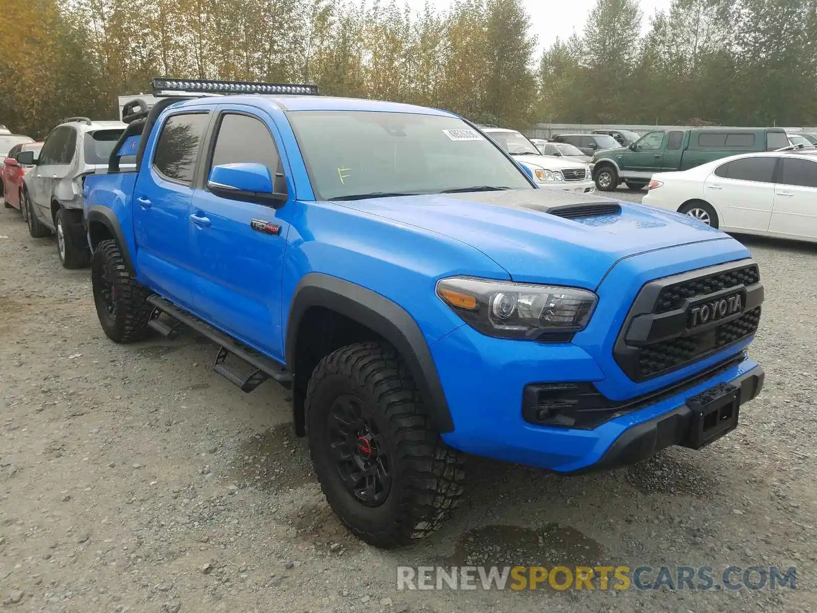 1 Photograph of a damaged car 5TFCZ5AN3KX186847 TOYOTA TACOMA 2019