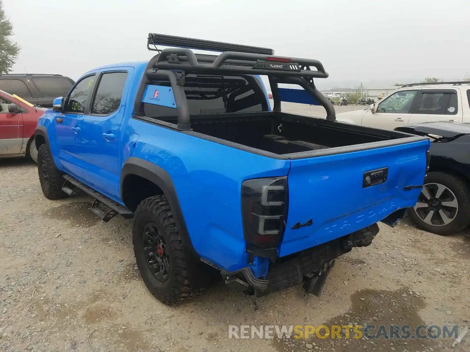 3 Фотография поврежденного автомобиля 5TFCZ5AN3KX186847 TOYOTA TACOMA 2019