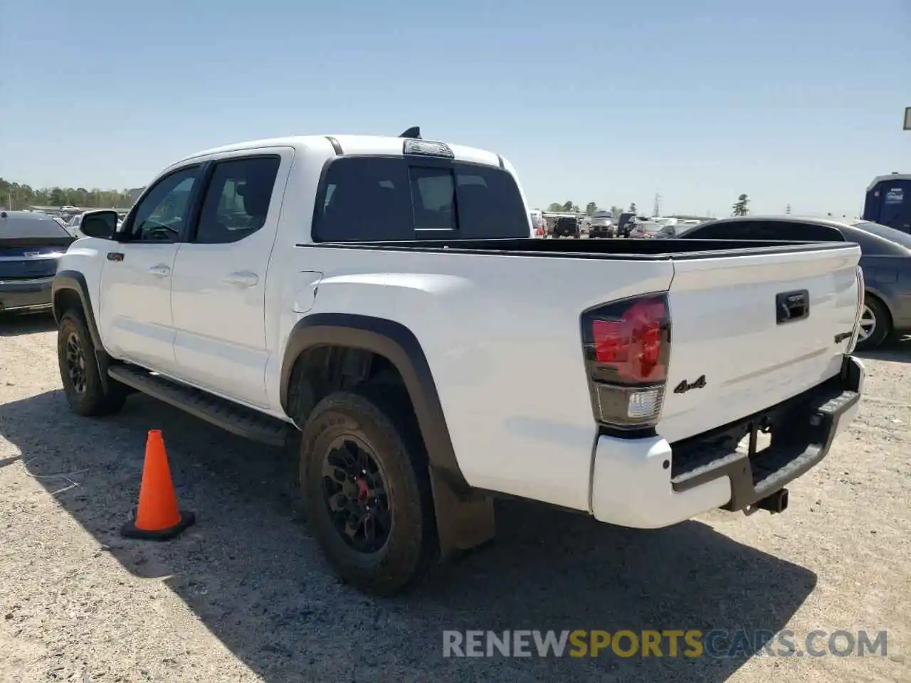 3 Photograph of a damaged car 5TFCZ5AN3KX187125 TOYOTA TACOMA 2019