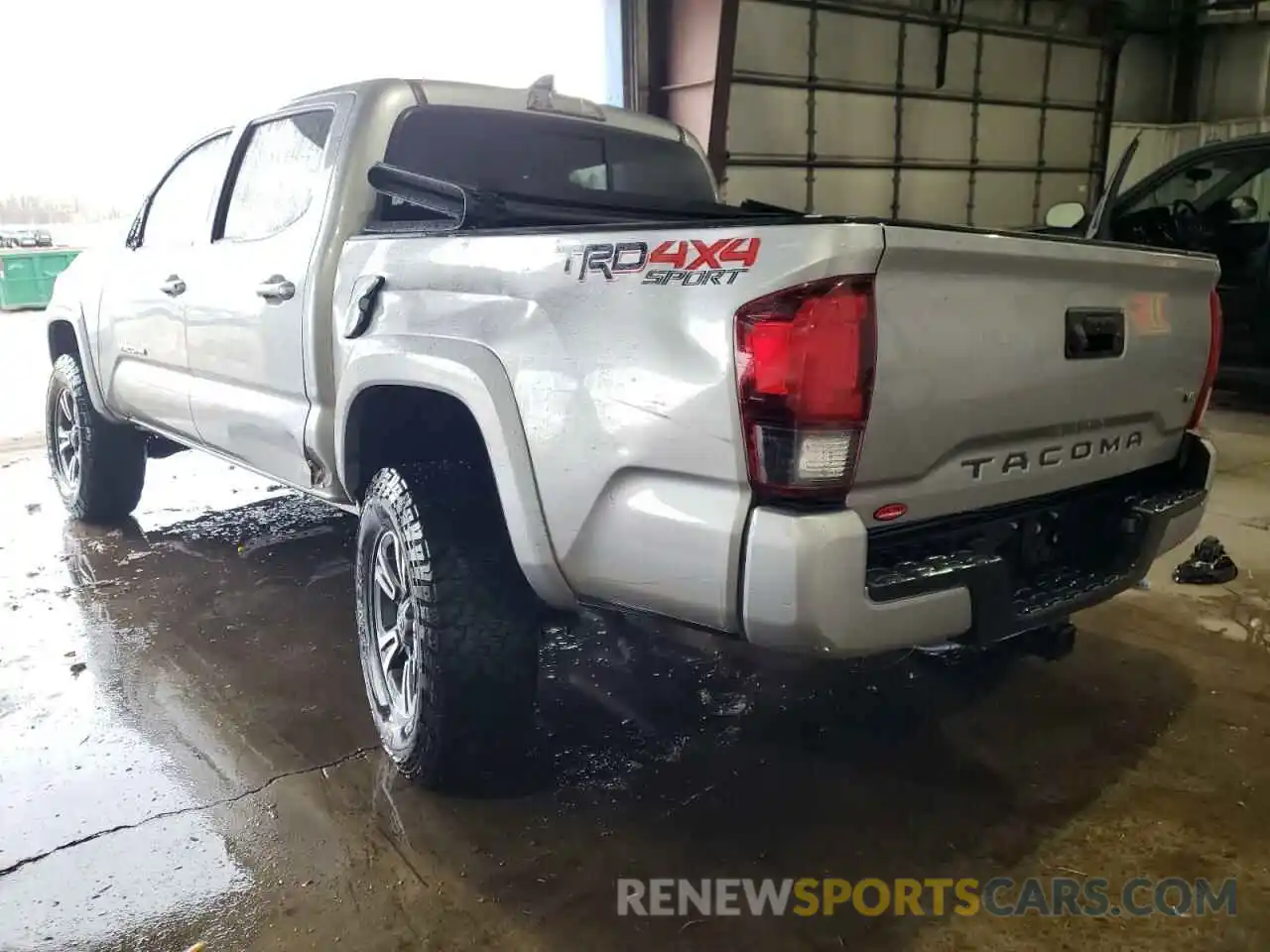 3 Photograph of a damaged car 5TFCZ5AN3KX190266 TOYOTA TACOMA 2019