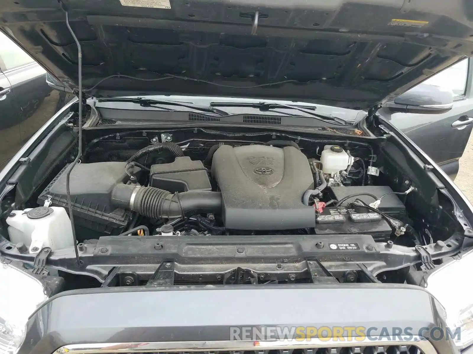 7 Photograph of a damaged car 5TFCZ5AN3KX190963 TOYOTA TACOMA 2019