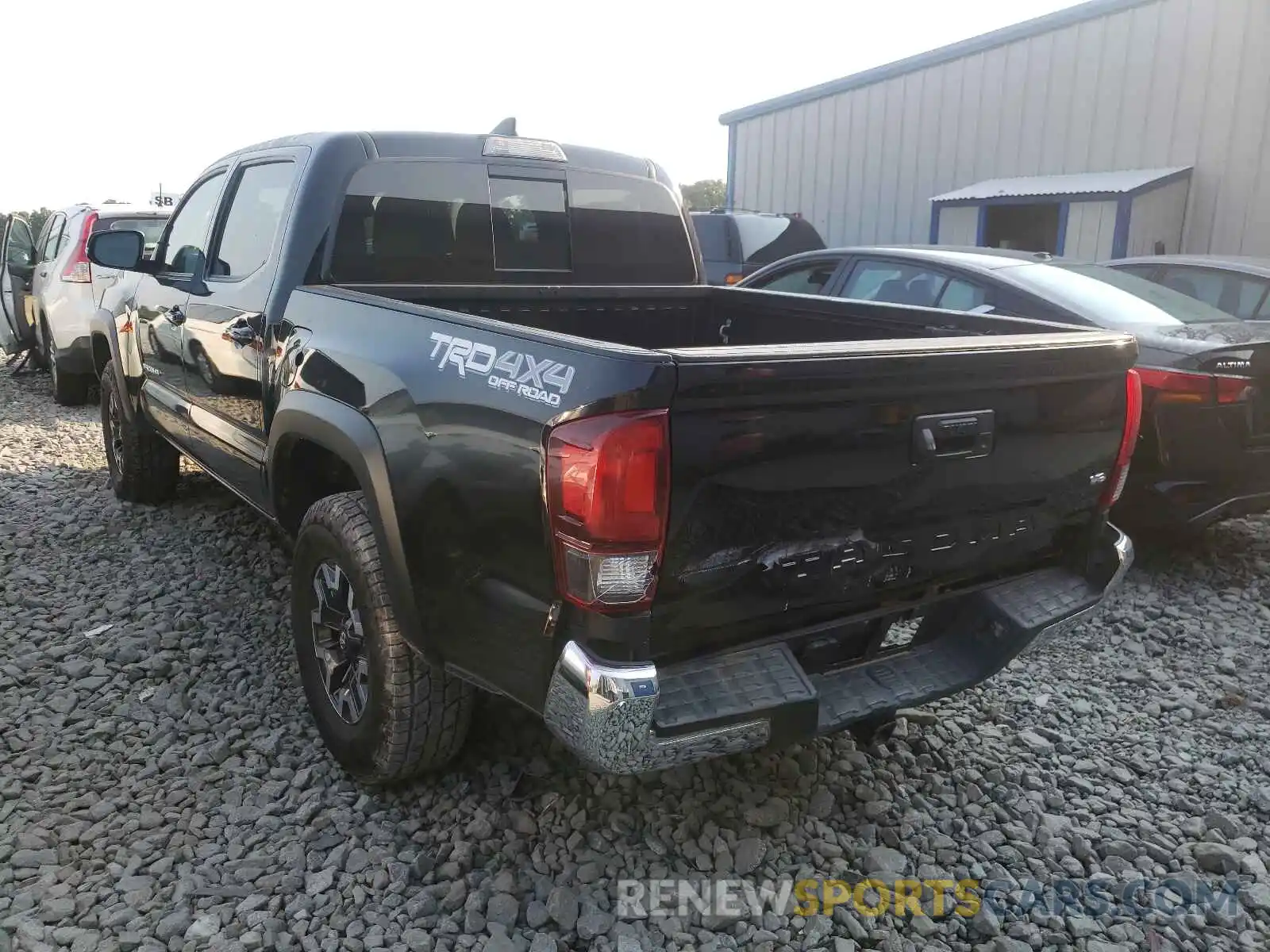 3 Photograph of a damaged car 5TFCZ5AN3KX194978 TOYOTA TACOMA 2019