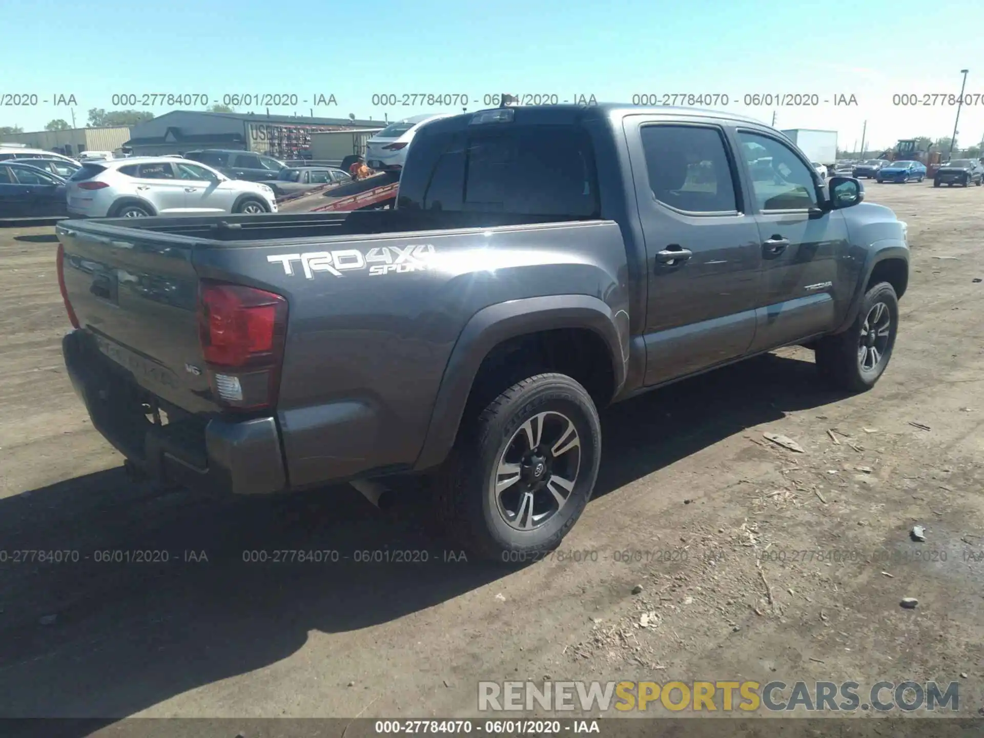 4 Photograph of a damaged car 5TFCZ5AN3KX196536 TOYOTA TACOMA 2019