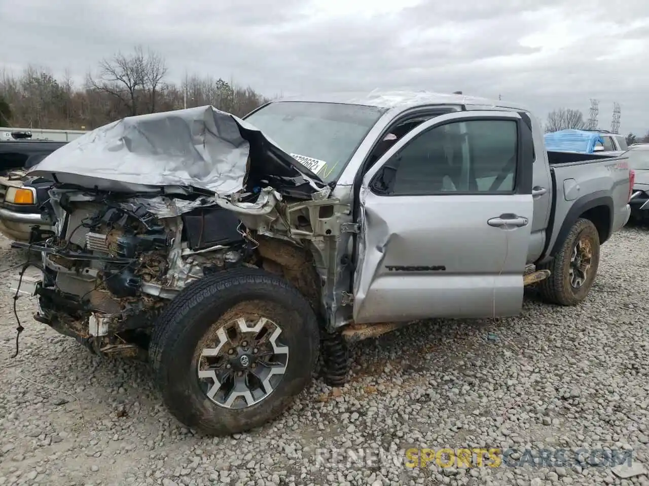 2 Photograph of a damaged car 5TFCZ5AN3KX197296 TOYOTA TACOMA 2019