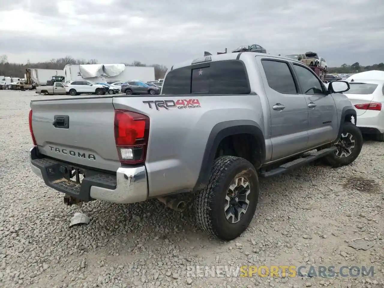 4 Photograph of a damaged car 5TFCZ5AN3KX197296 TOYOTA TACOMA 2019