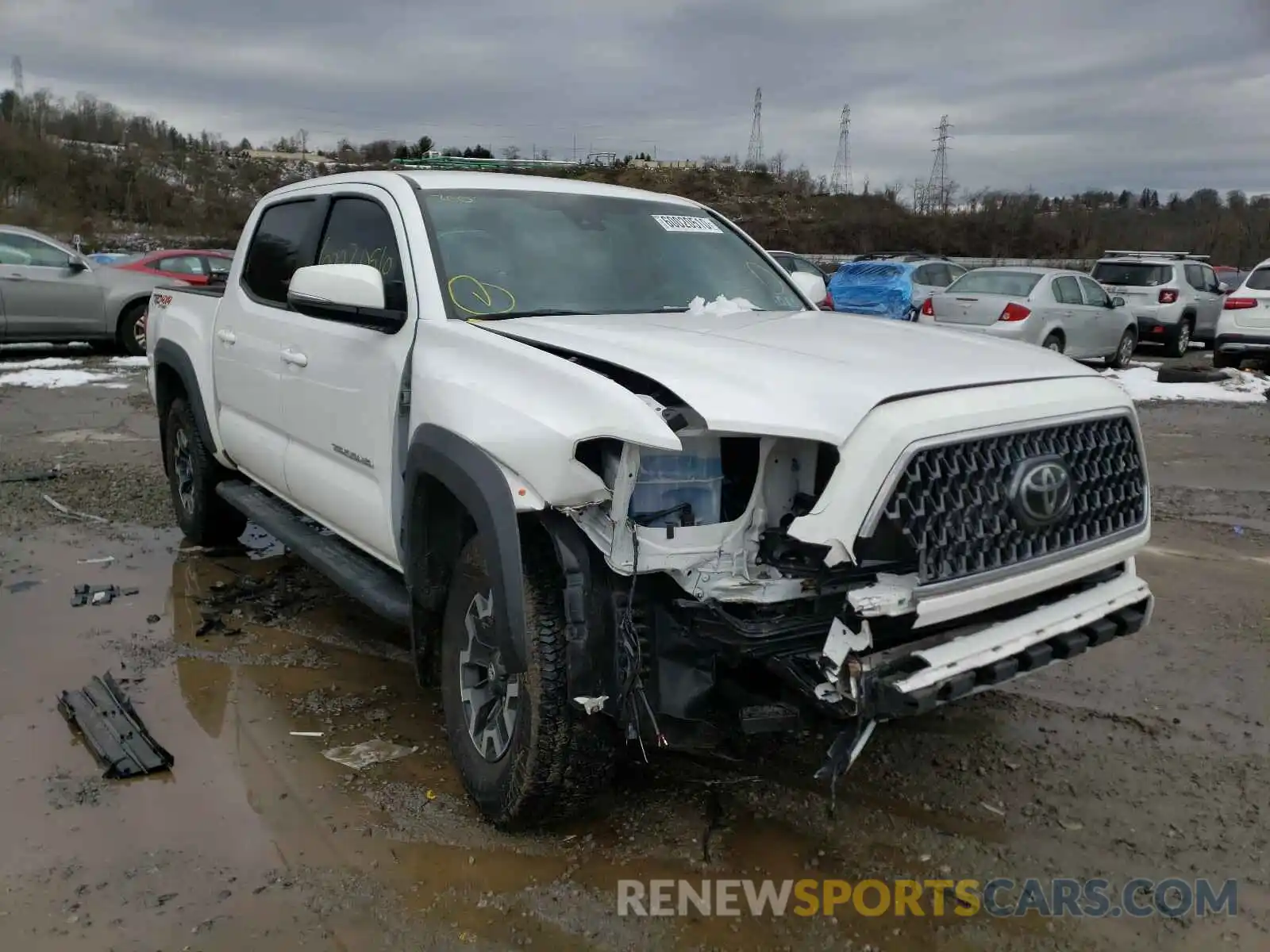 1 Photograph of a damaged car 5TFCZ5AN3KX198125 TOYOTA TACOMA 2019