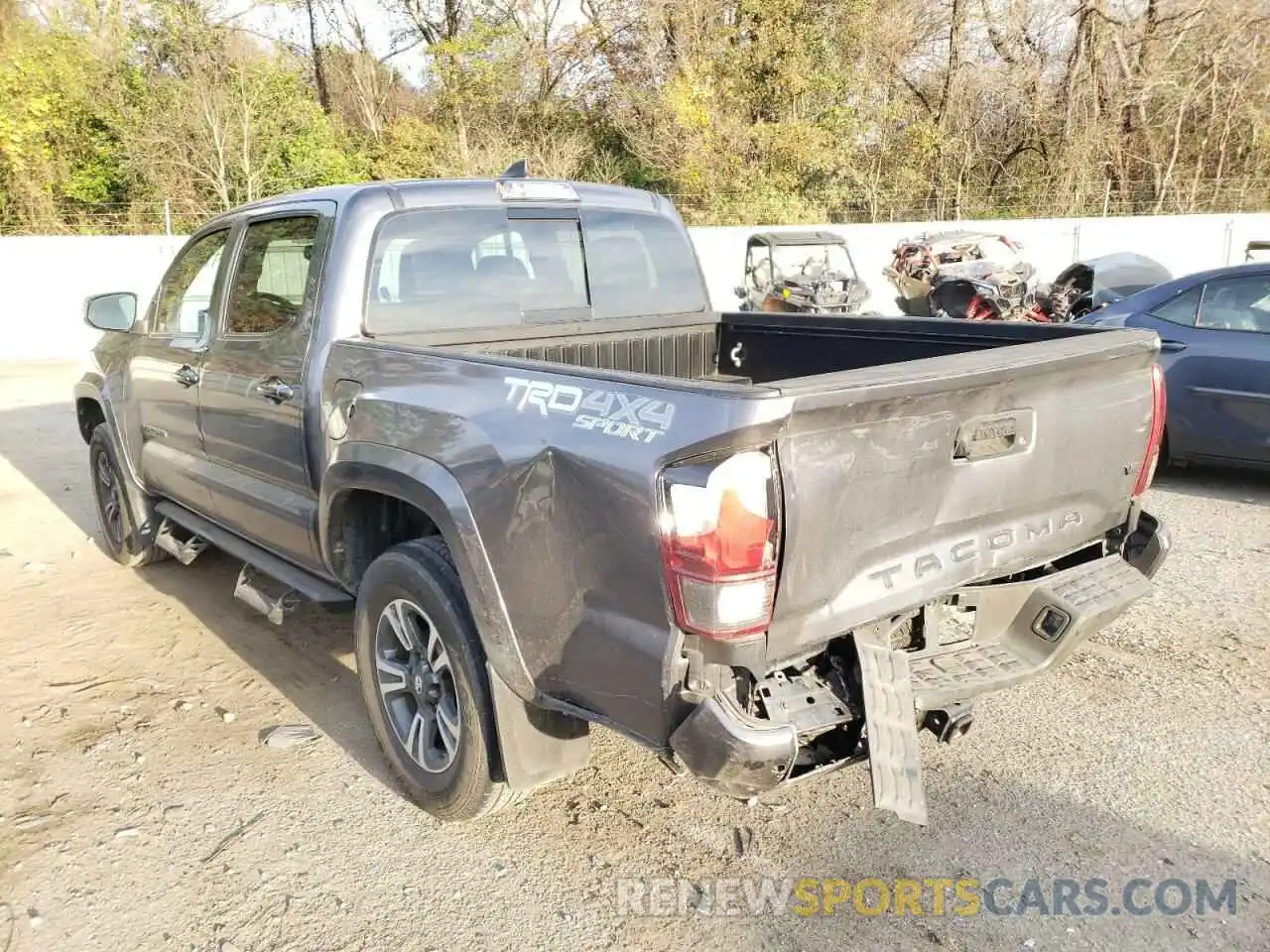 3 Photograph of a damaged car 5TFCZ5AN3KX199341 TOYOTA TACOMA 2019