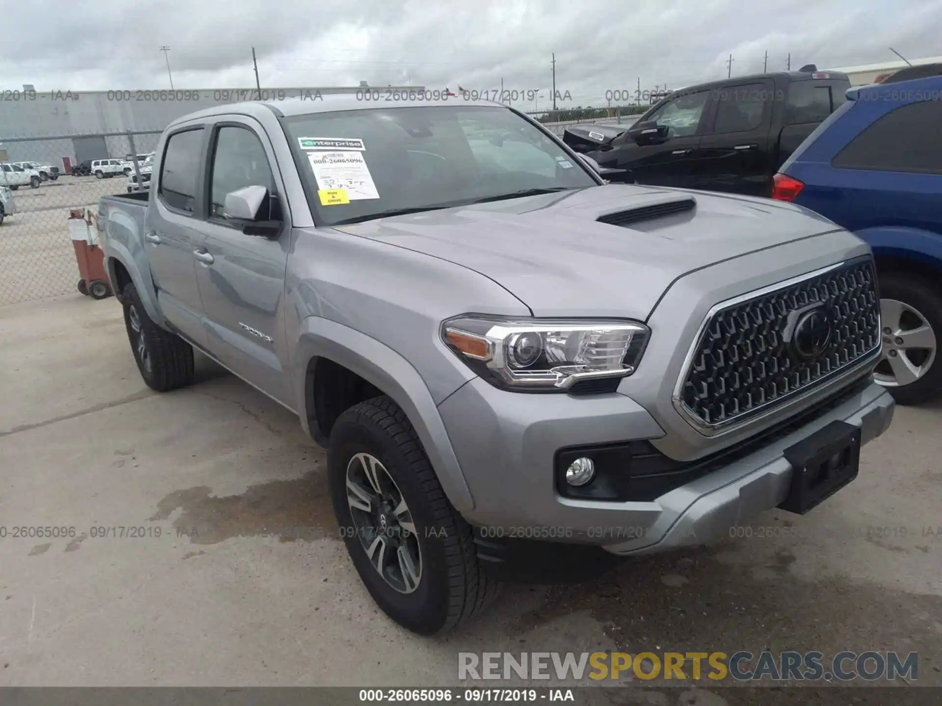 1 Photograph of a damaged car 5TFCZ5AN3KX203226 TOYOTA TACOMA 2019