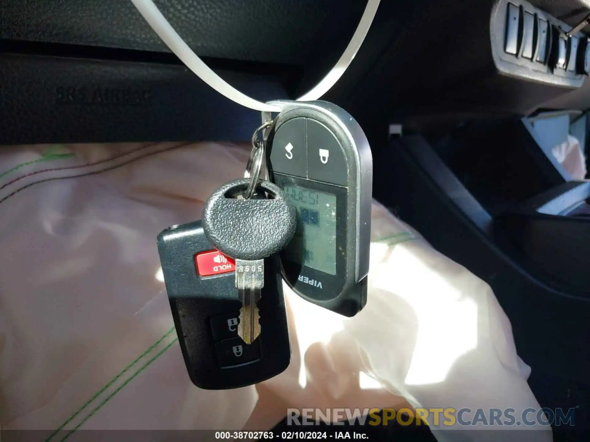 11 Photograph of a damaged car 5TFCZ5AN3KX204487 TOYOTA TACOMA 2019