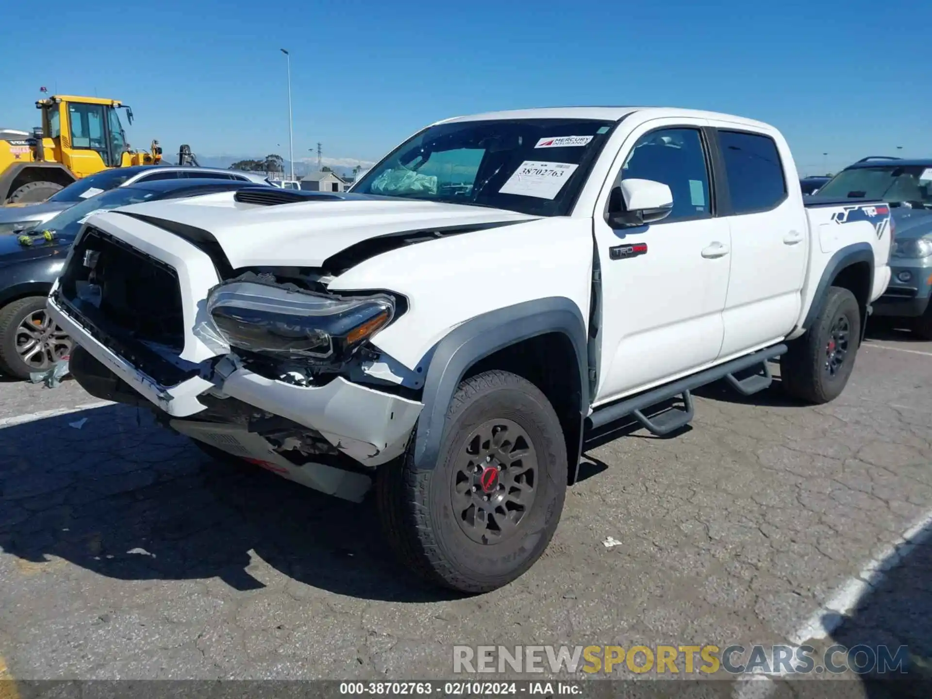 2 Photograph of a damaged car 5TFCZ5AN3KX204487 TOYOTA TACOMA 2019