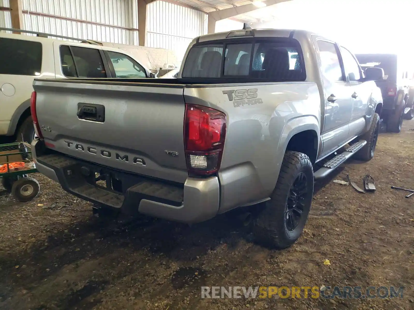 4 Photograph of a damaged car 5TFCZ5AN3KX207809 TOYOTA TACOMA 2019