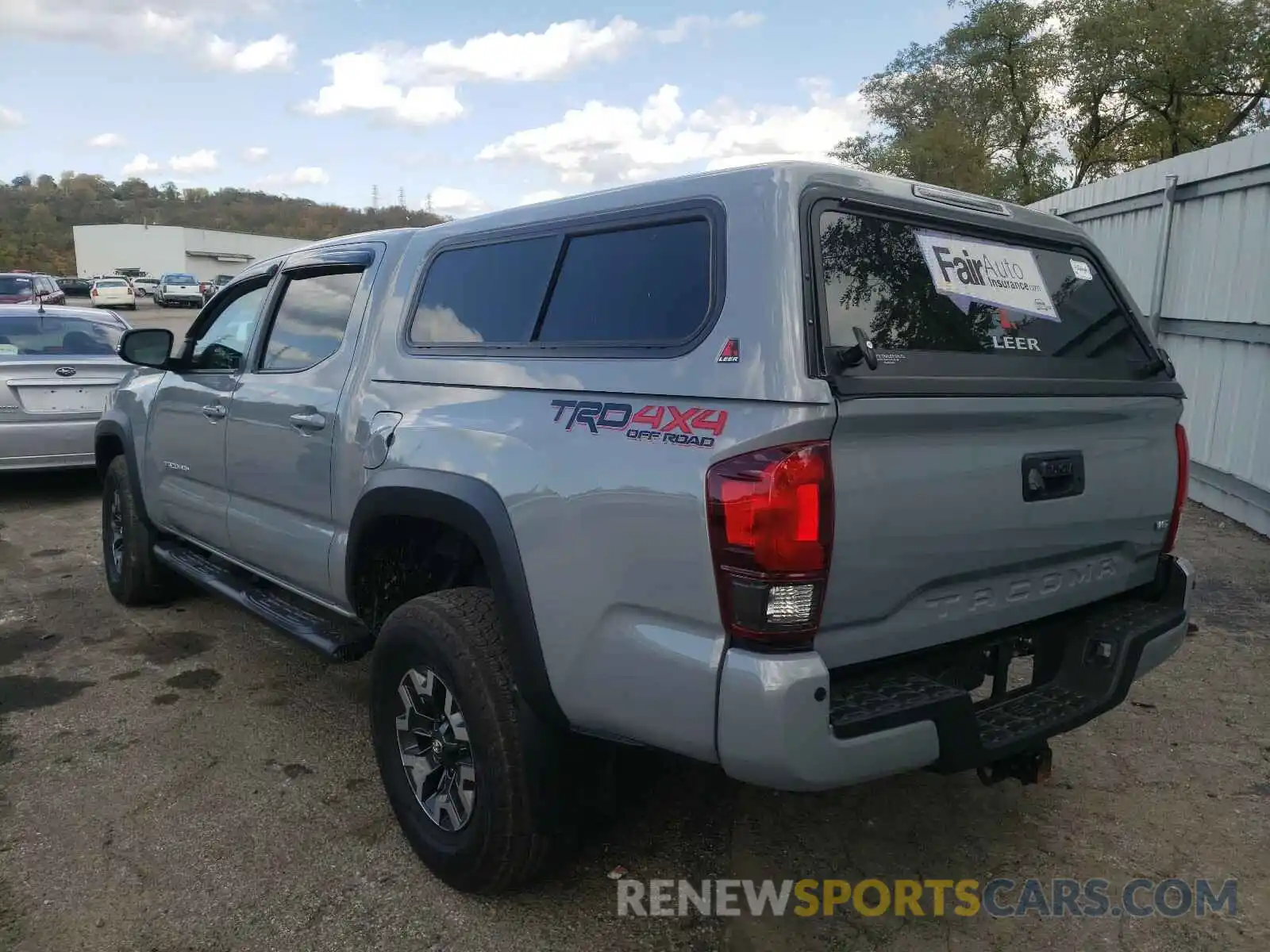 3 Photograph of a damaged car 5TFCZ5AN3KX208717 TOYOTA TACOMA 2019