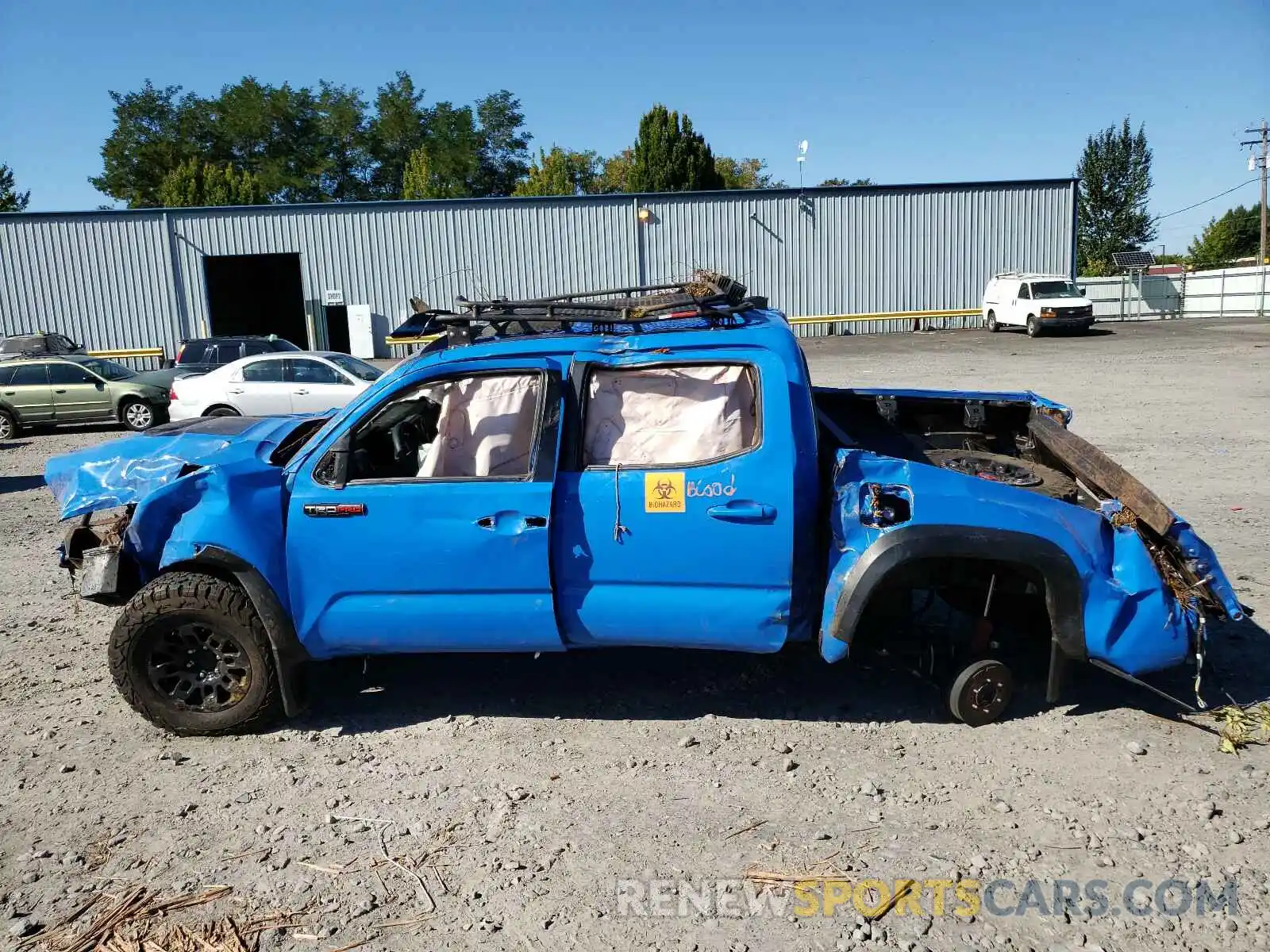 9 Photograph of a damaged car 5TFCZ5AN4KX166459 TOYOTA TACOMA 2019