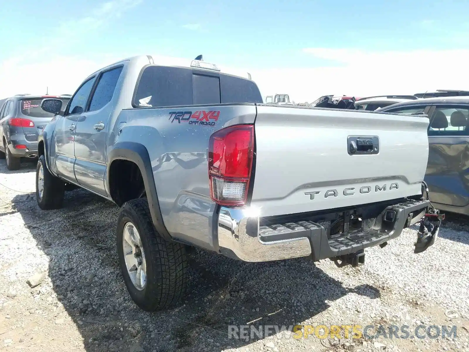 3 Photograph of a damaged car 5TFCZ5AN4KX170124 TOYOTA TACOMA 2019