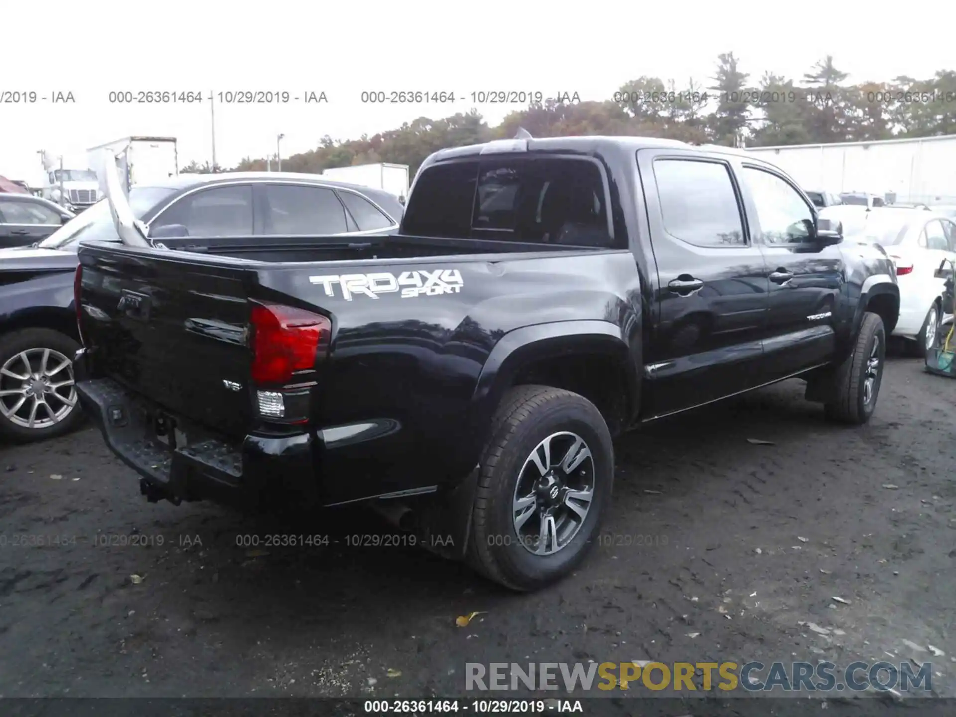 4 Фотография поврежденного автомобиля 5TFCZ5AN4KX174609 TOYOTA TACOMA 2019