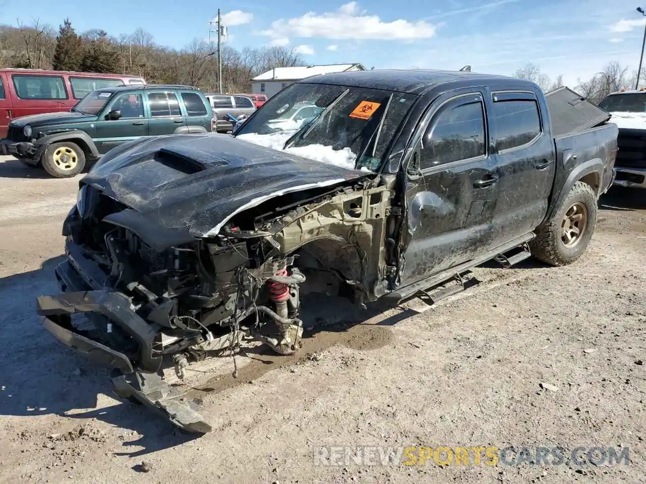 1 Photograph of a damaged car 5TFCZ5AN4KX175016 TOYOTA TACOMA 2019