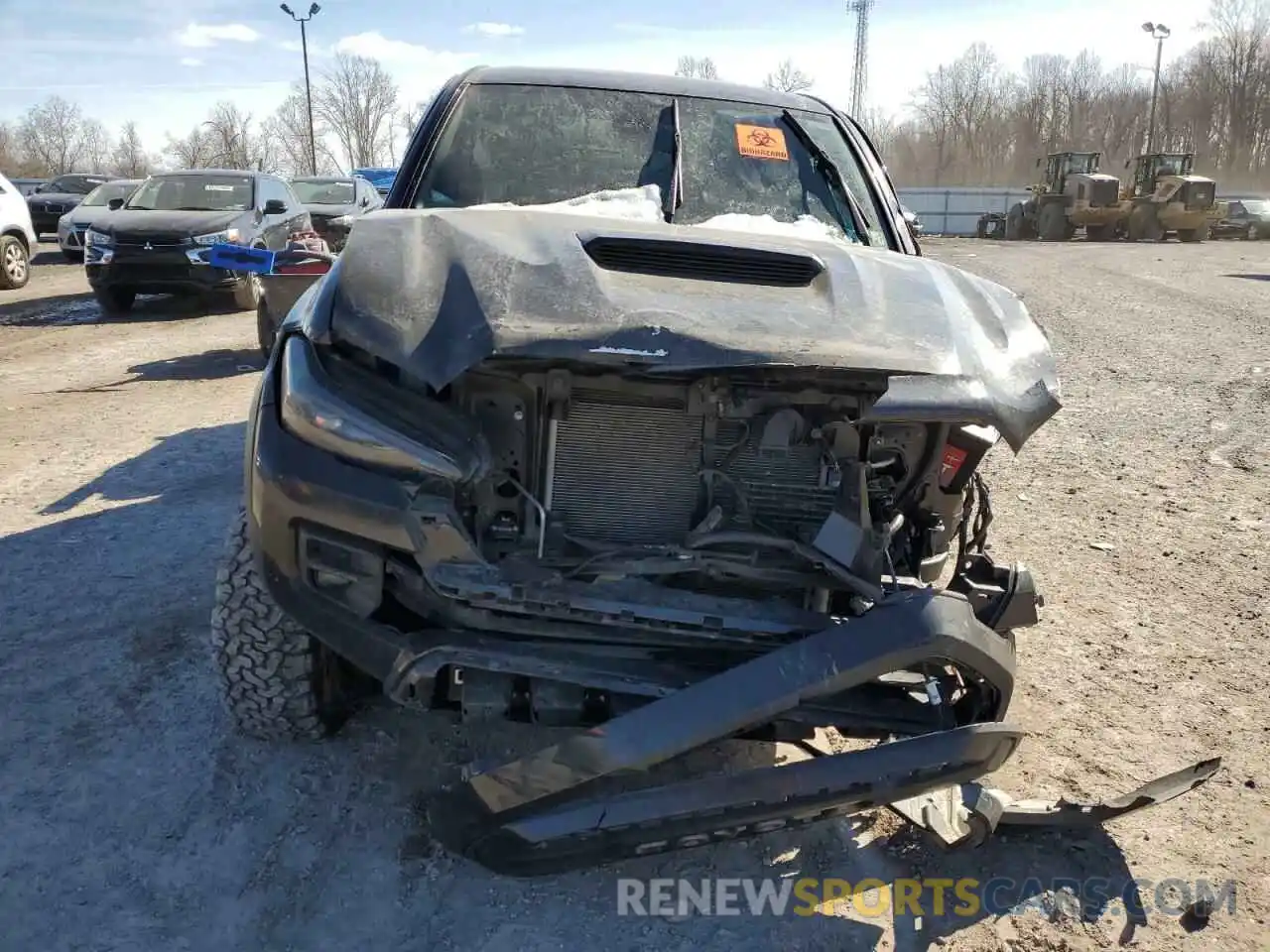 5 Photograph of a damaged car 5TFCZ5AN4KX175016 TOYOTA TACOMA 2019