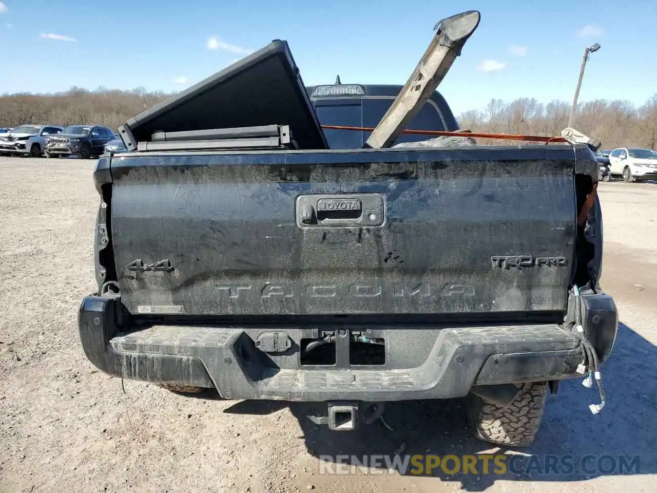 6 Photograph of a damaged car 5TFCZ5AN4KX175016 TOYOTA TACOMA 2019