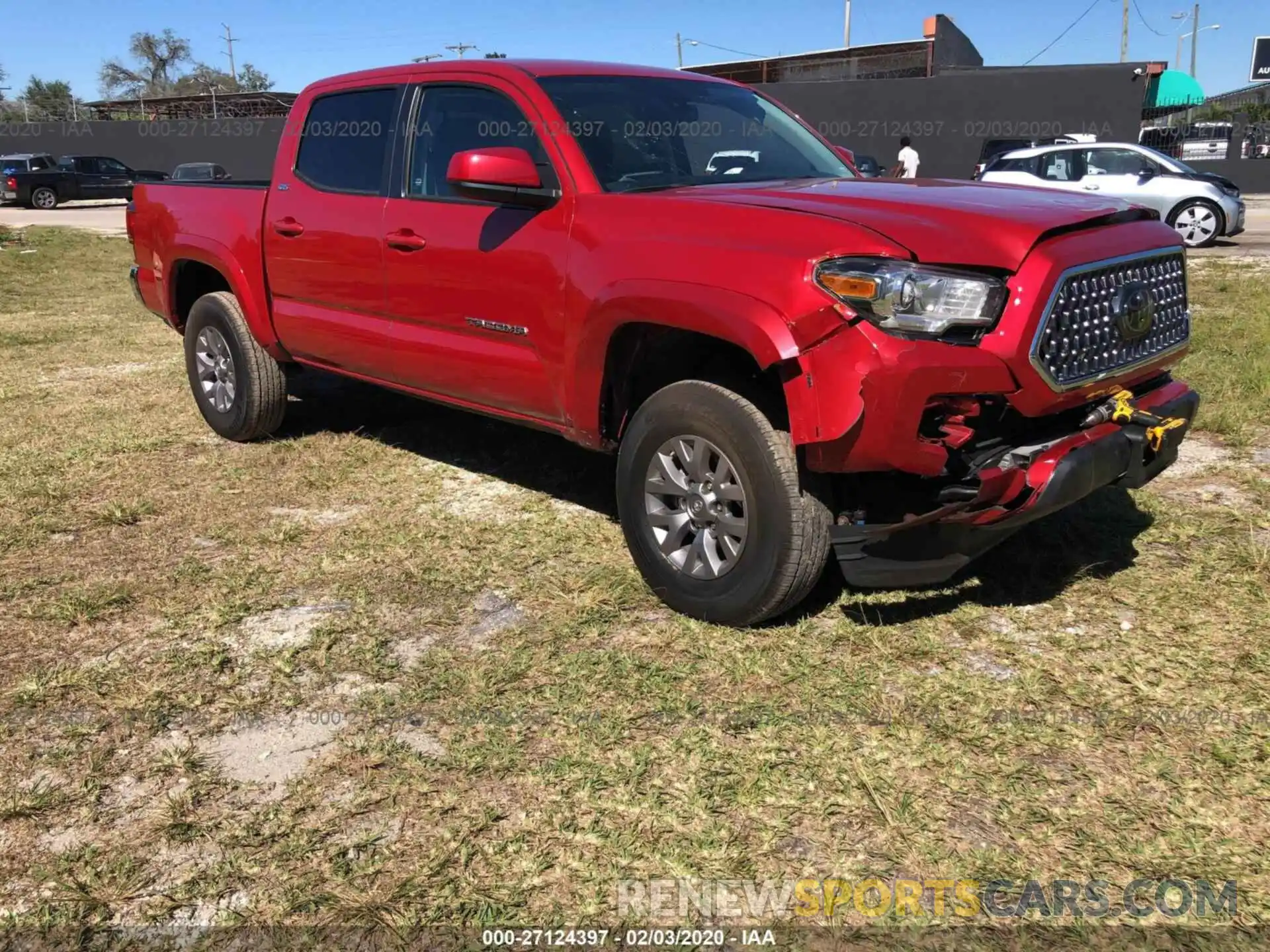 1 Photograph of a damaged car 5TFCZ5AN4KX179521 TOYOTA TACOMA 2019