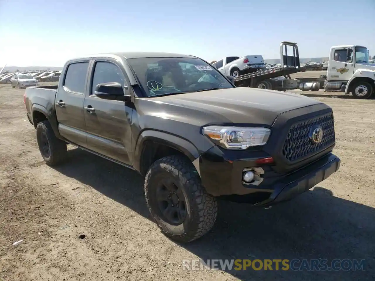 1 Photograph of a damaged car 5TFCZ5AN4KX181883 TOYOTA TACOMA 2019