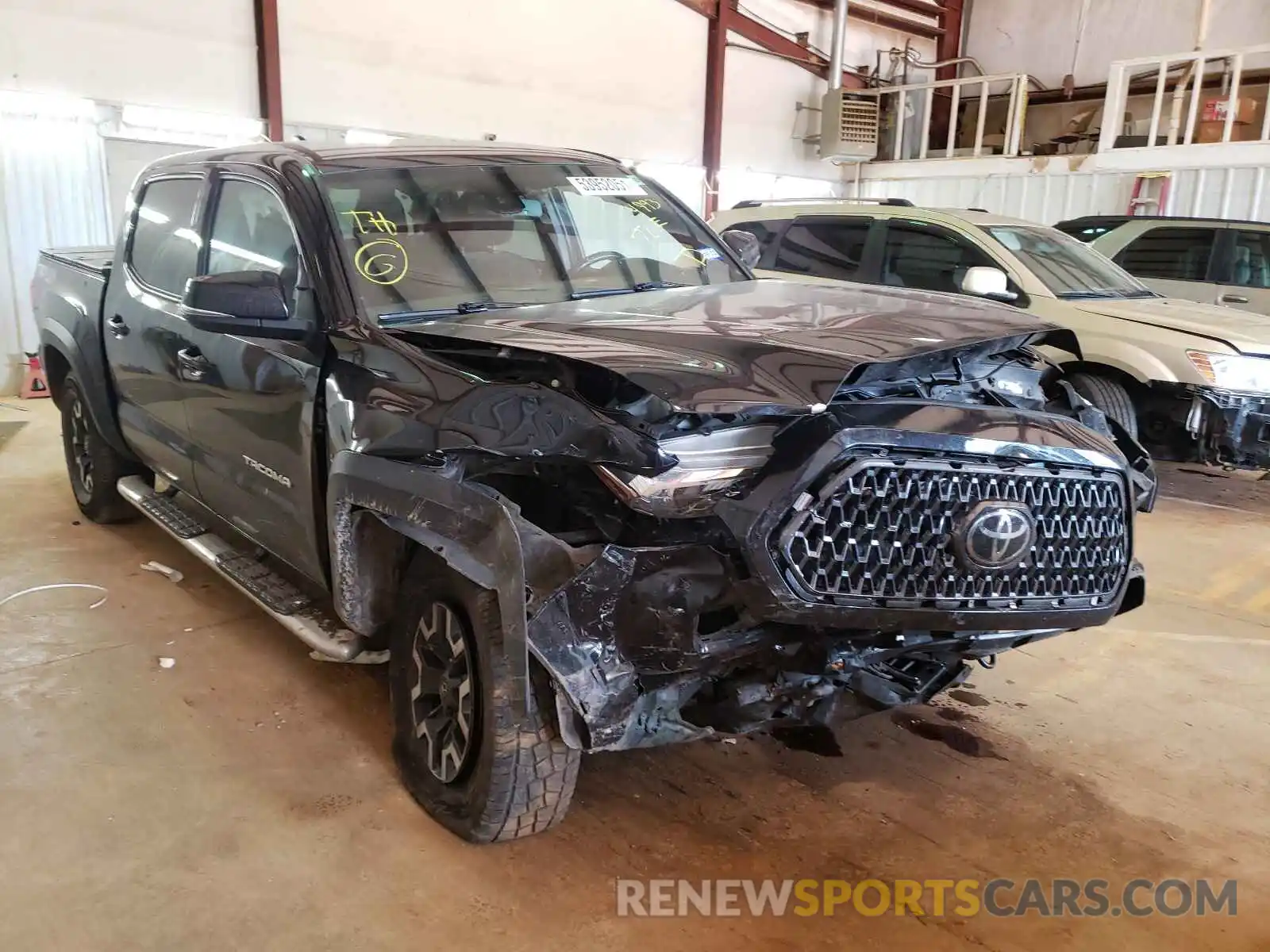 1 Photograph of a damaged car 5TFCZ5AN4KX184993 TOYOTA TACOMA 2019