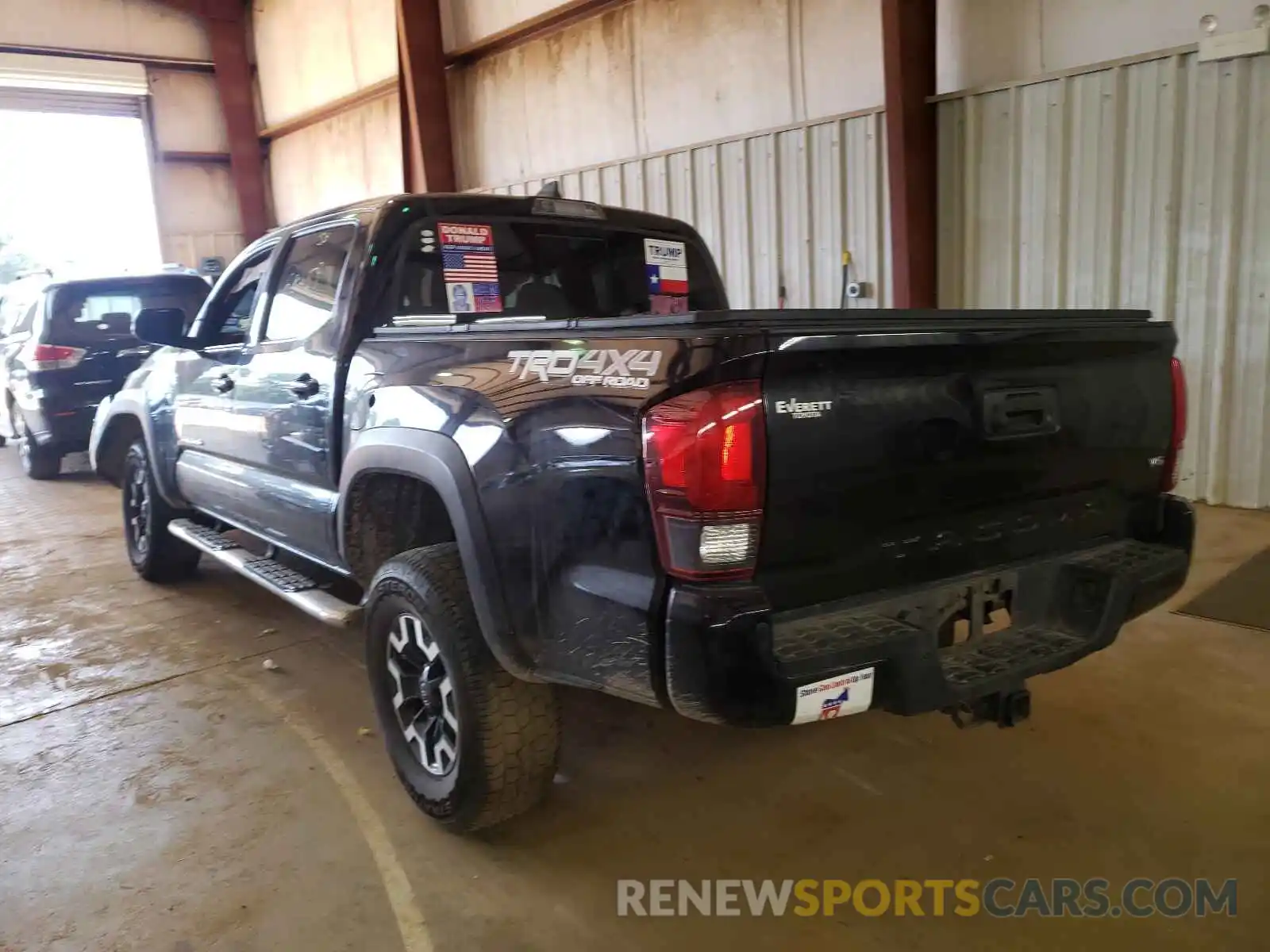 3 Photograph of a damaged car 5TFCZ5AN4KX184993 TOYOTA TACOMA 2019