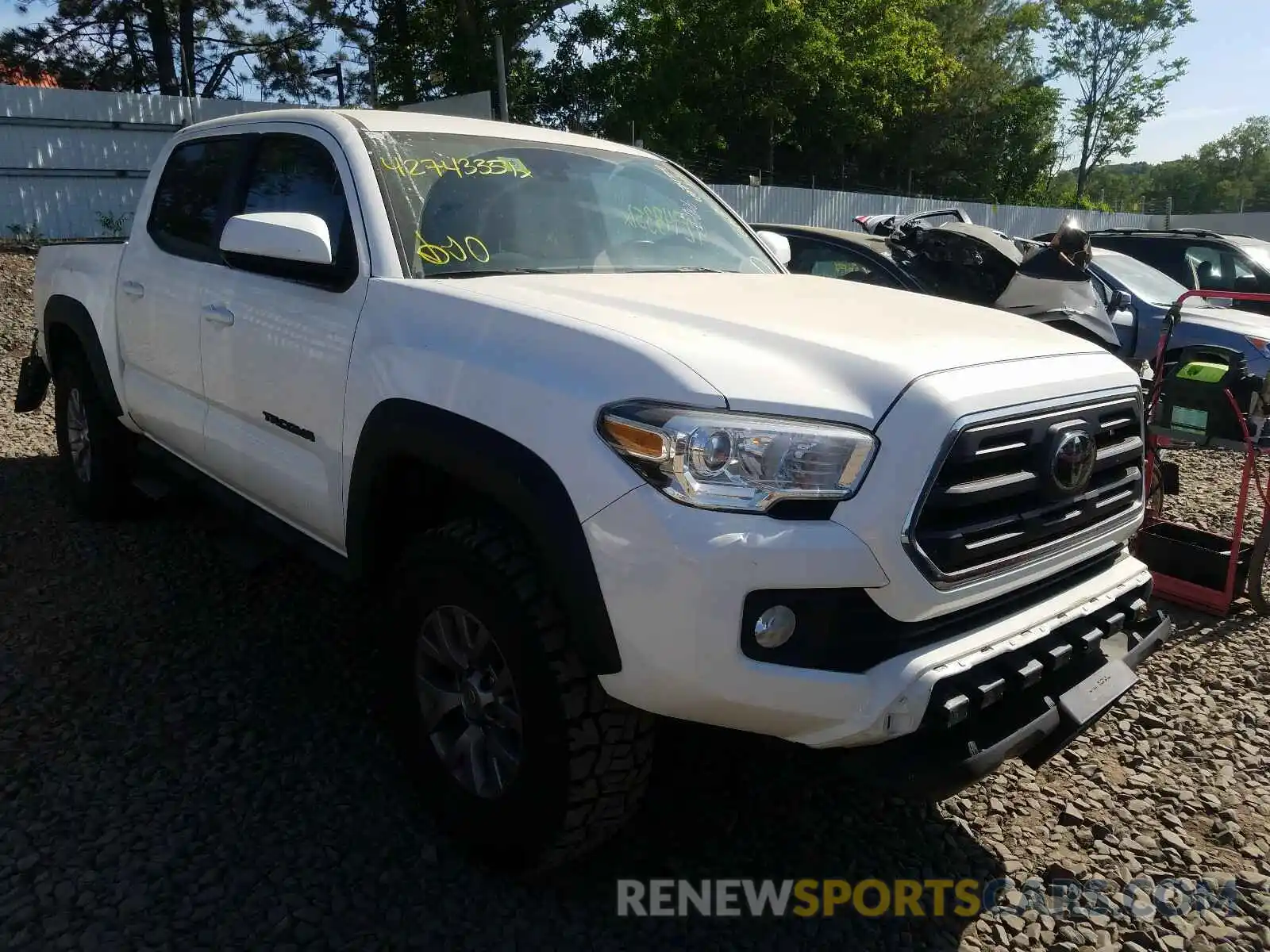 1 Photograph of a damaged car 5TFCZ5AN4KX187960 TOYOTA TACOMA 2019