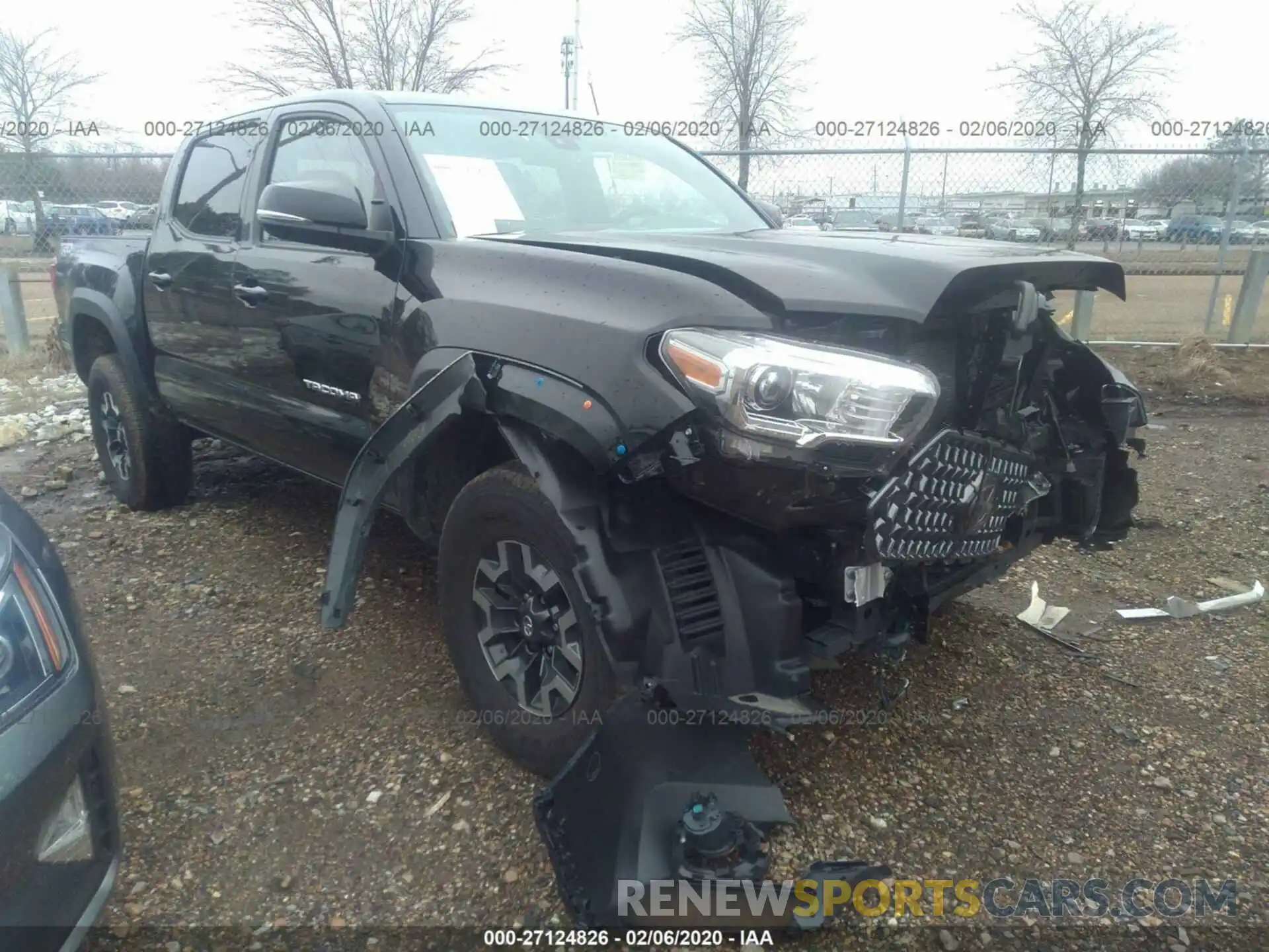 1 Photograph of a damaged car 5TFCZ5AN4KX190373 TOYOTA TACOMA 2019