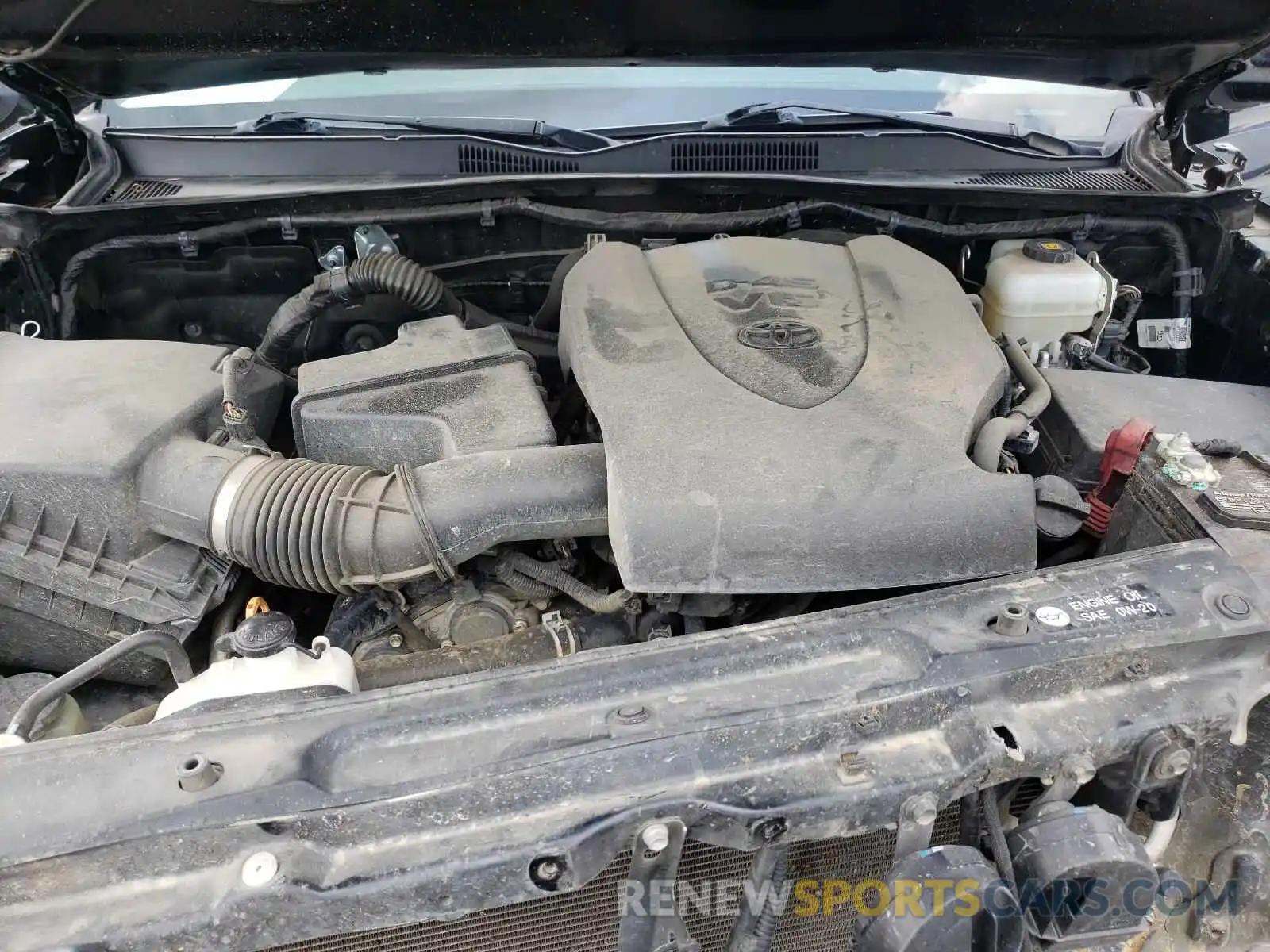 7 Photograph of a damaged car 5TFCZ5AN4KX190695 TOYOTA TACOMA 2019