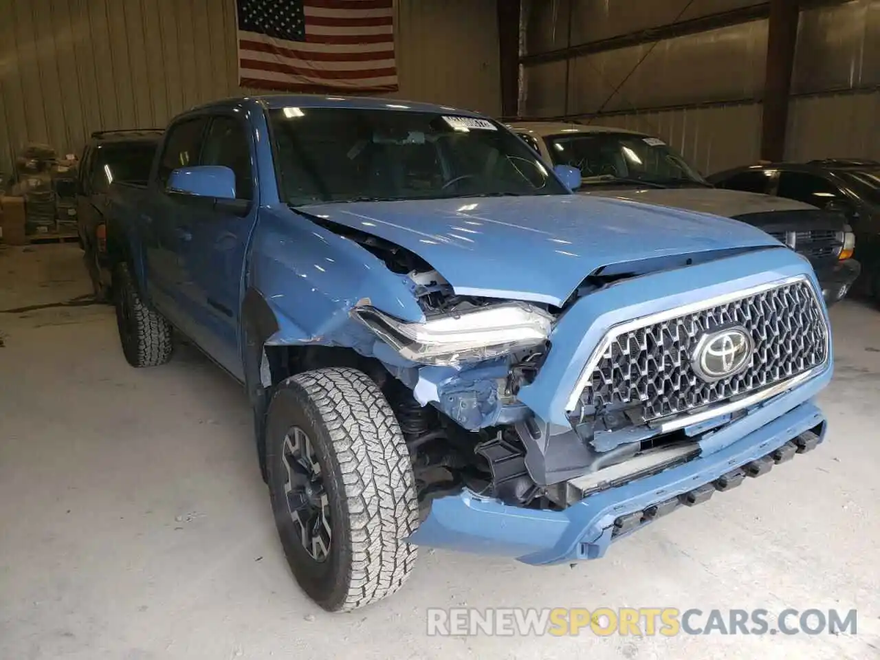 1 Photograph of a damaged car 5TFCZ5AN4KX196318 TOYOTA TACOMA 2019